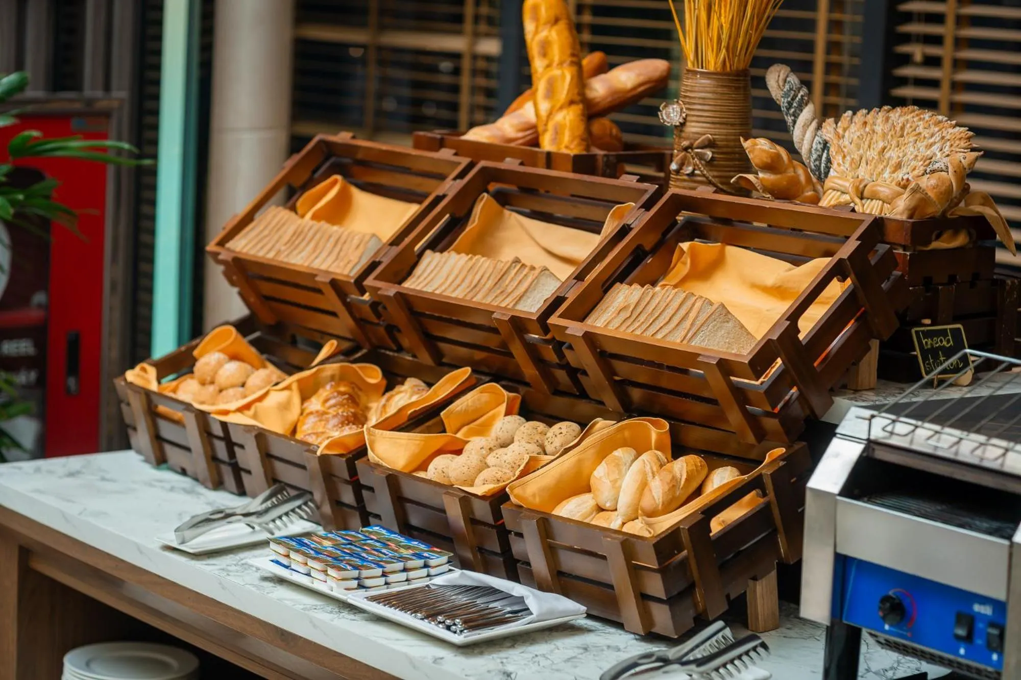 Buffet breakfast in DeLaSea Ha Long Hotel - Modern Bayview Escape