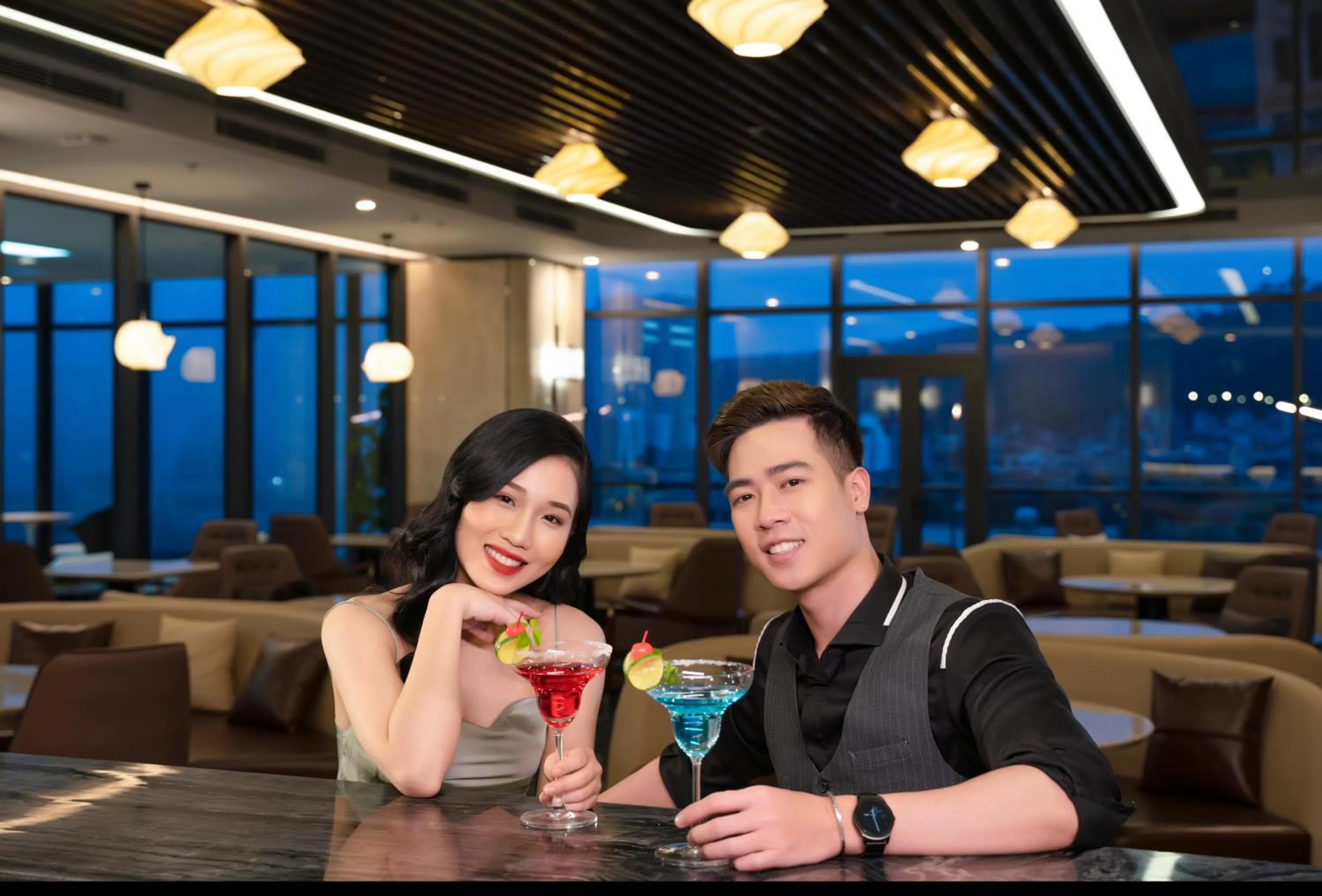 Lounge or bar in DeLaSea Ha Long Hotel - Modern Bayview Escape