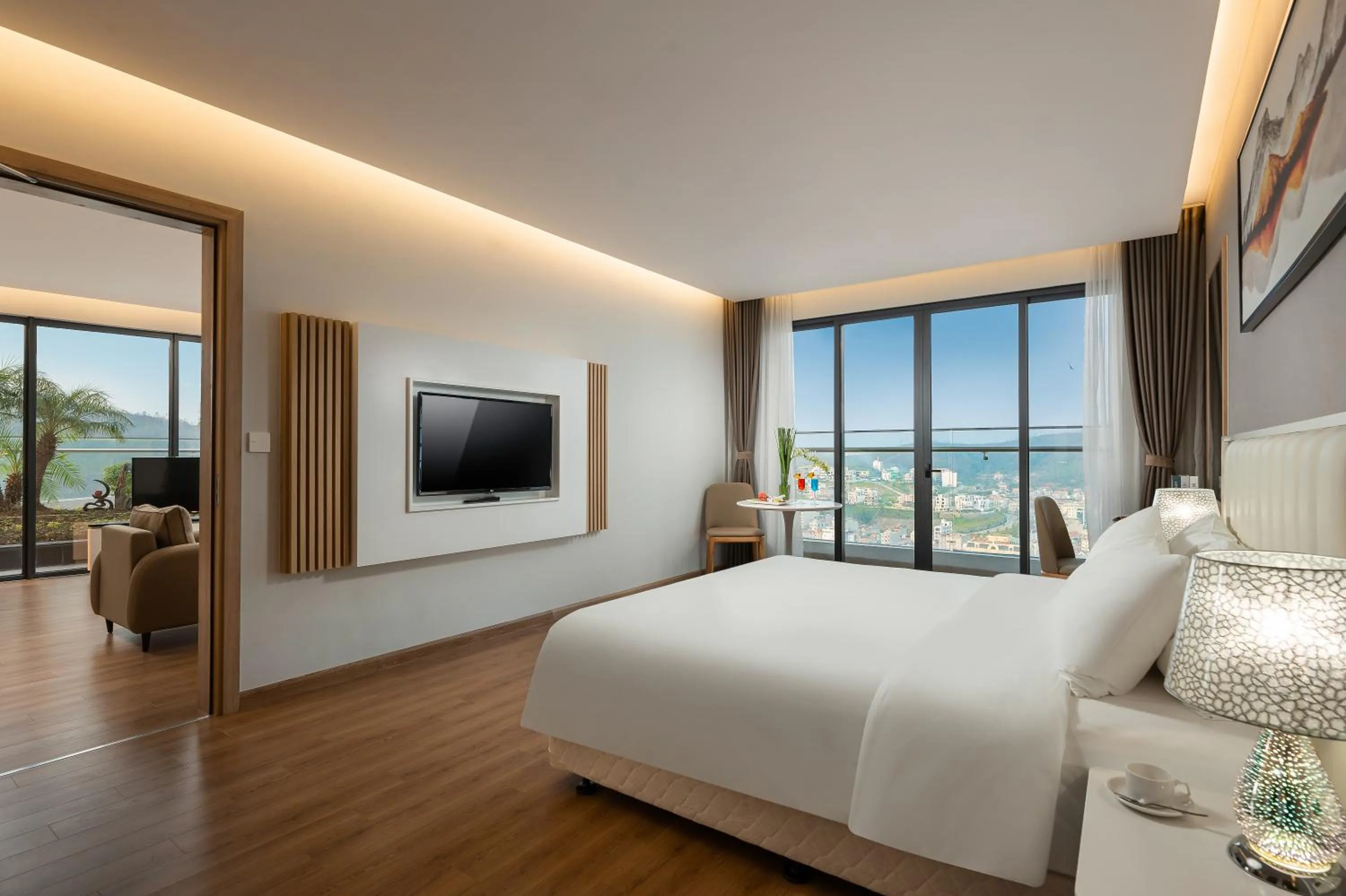 Bedroom, Bed in DeLaSea Ha Long Hotel - Modern Bayview Escape