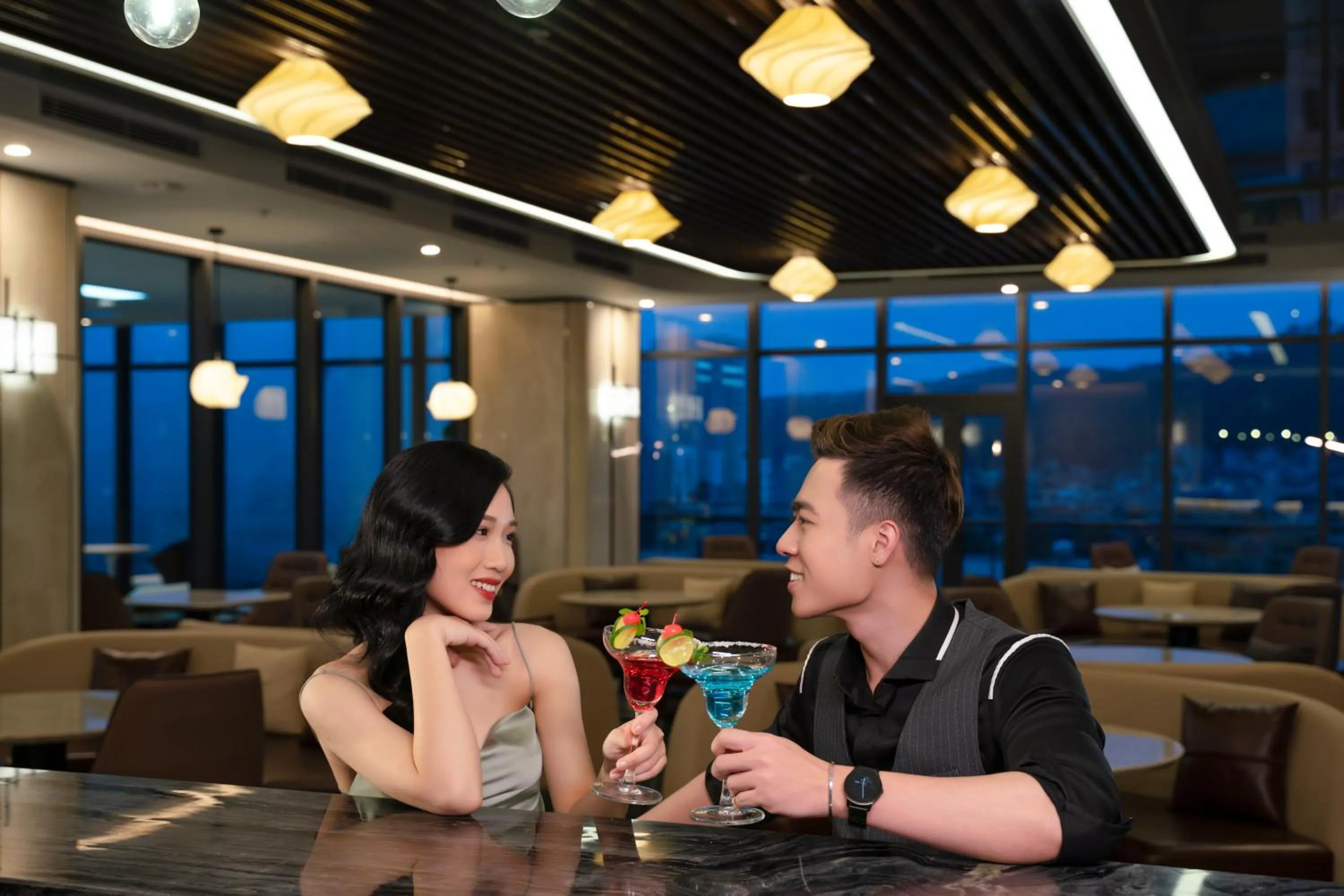 Lounge or bar in DeLaSea Ha Long Hotel - Modern Bayview Escape