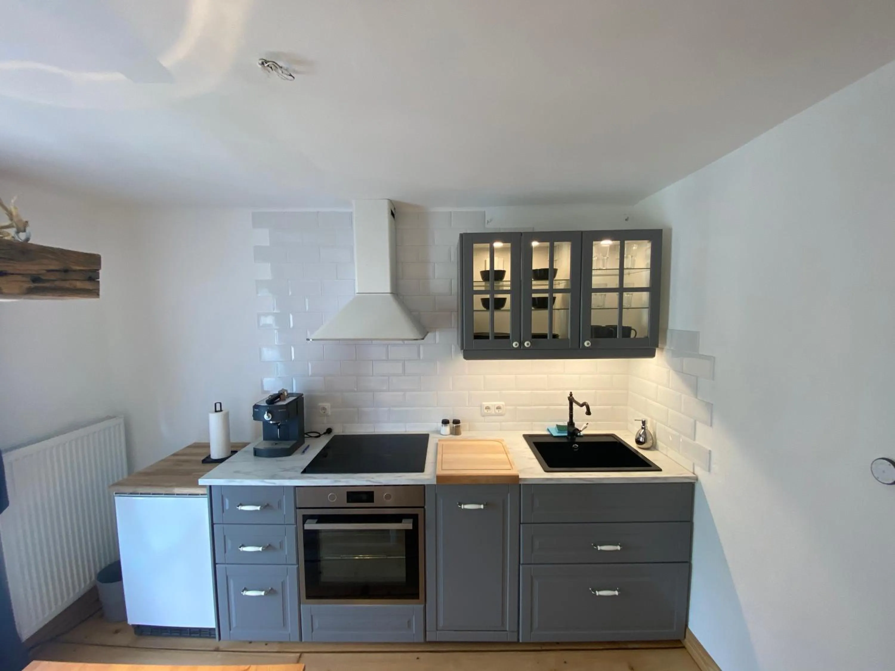 Kitchen or kitchenette in Gulewicz Apartments