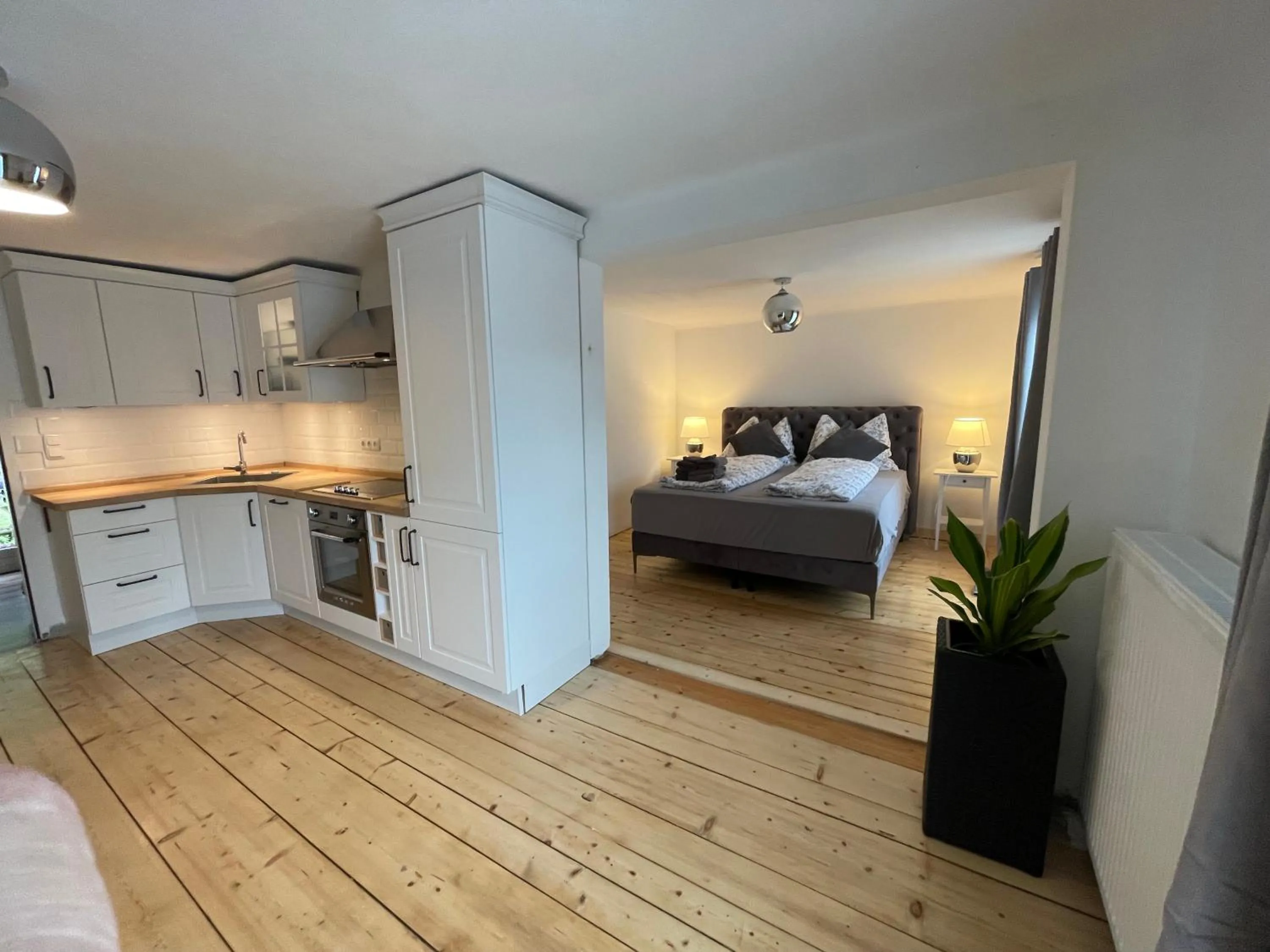 Bed in Gulewicz Apartments