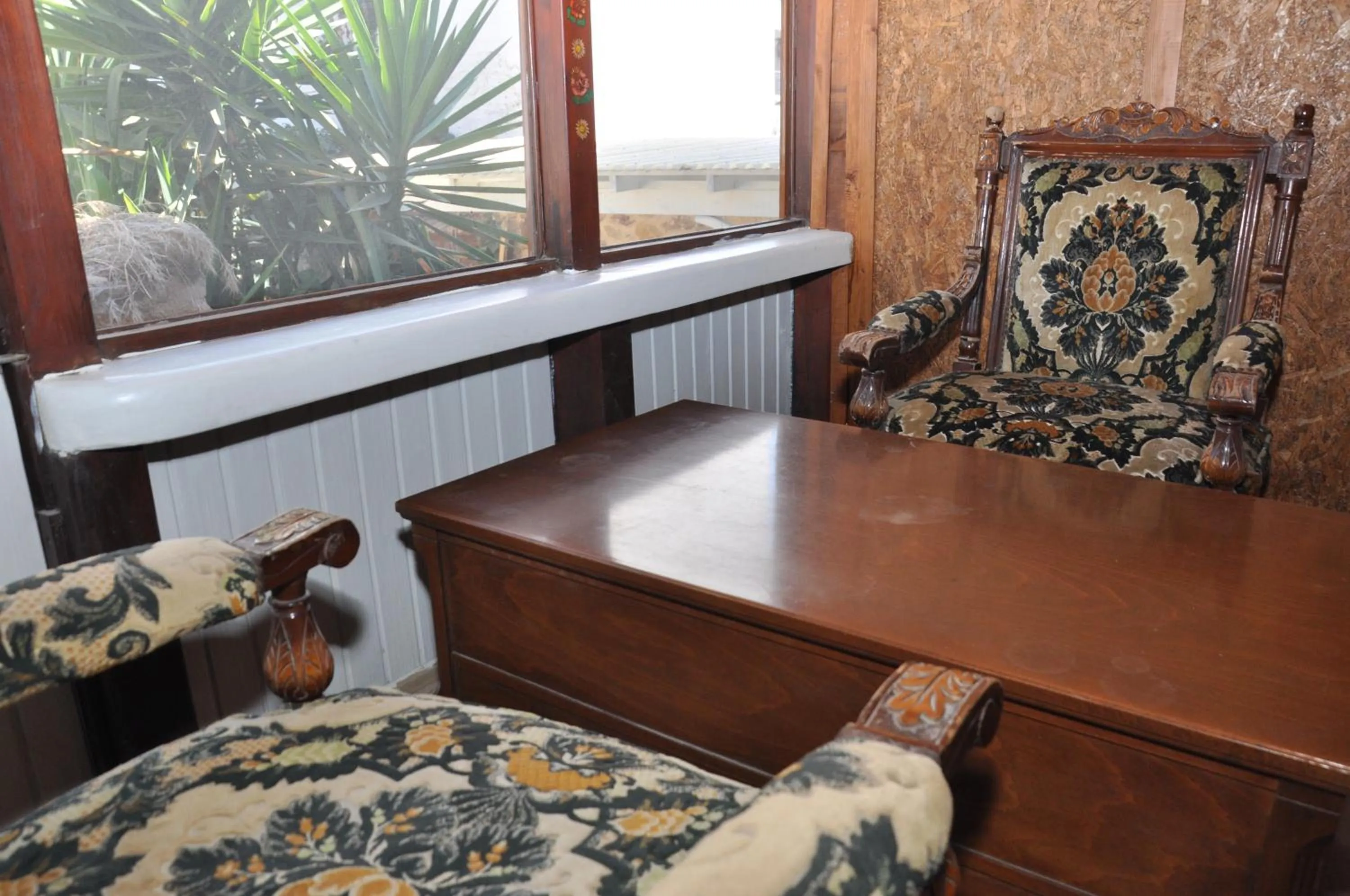 Seating area in La Casa Carina