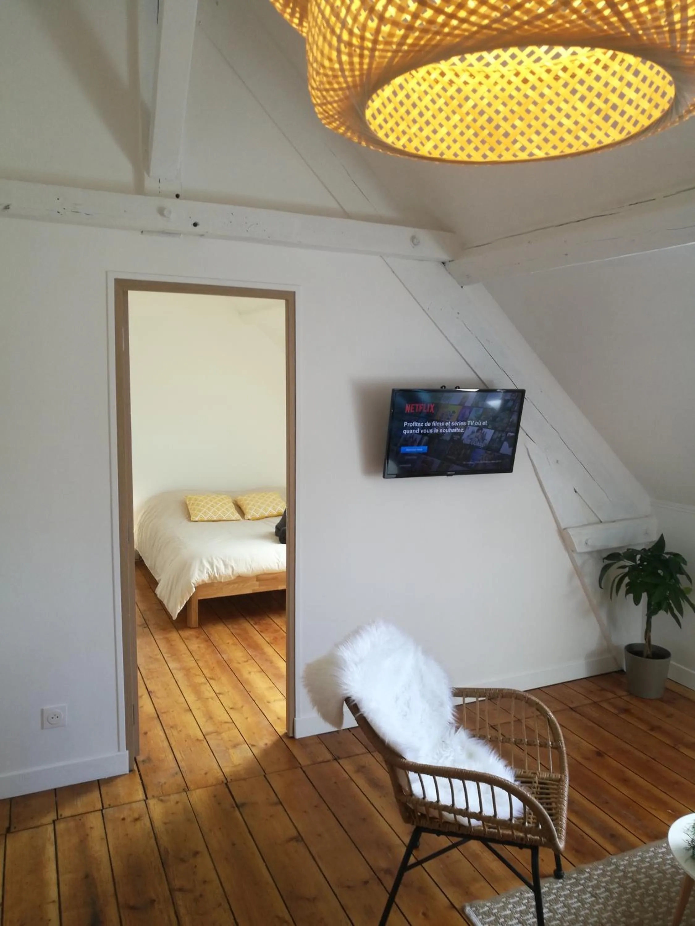 Bed in Villa Carlotta - Sea resort