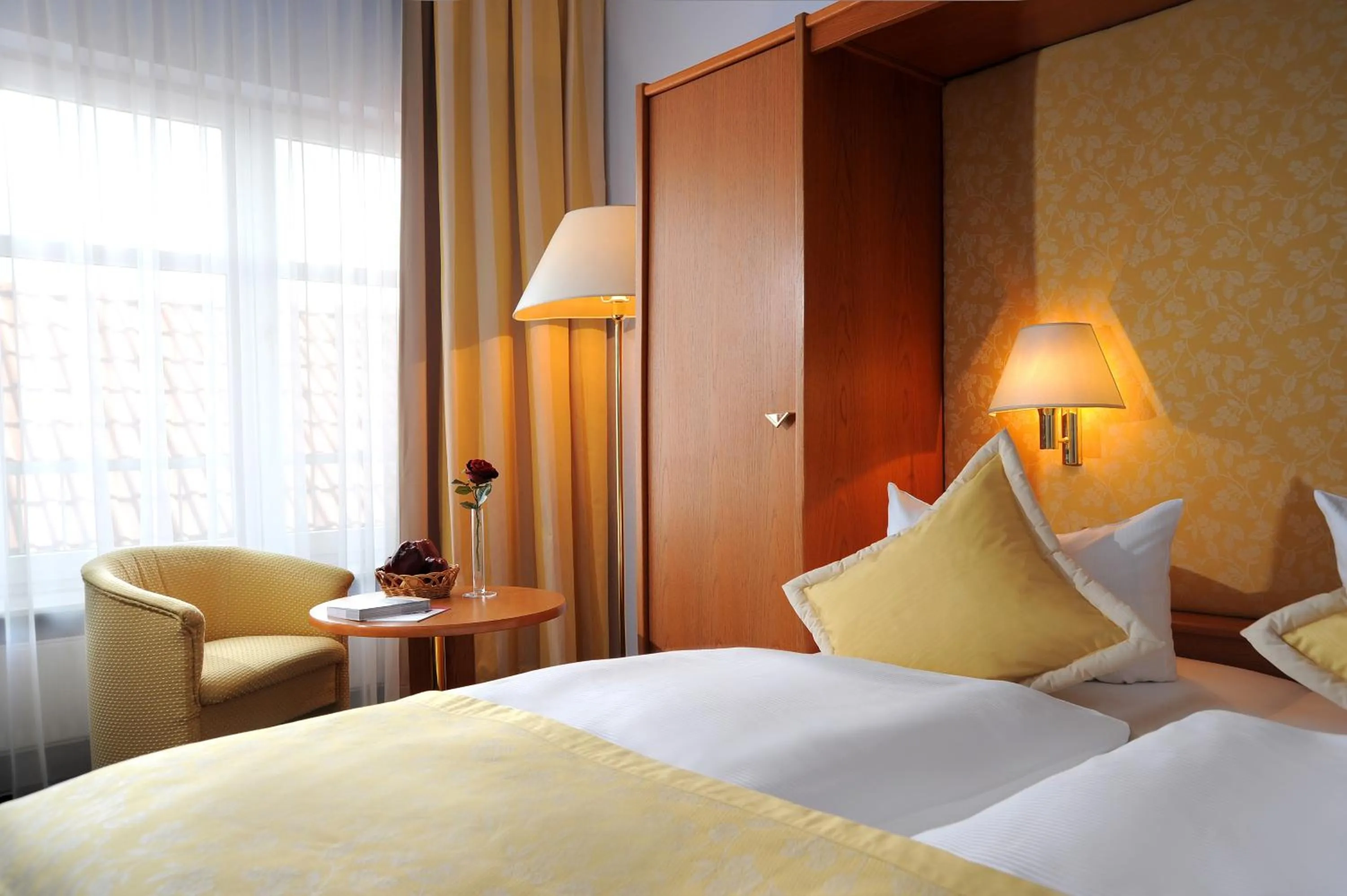 Photo of the whole room, Bed in Romantik Hotel Schwanefeld & Spa