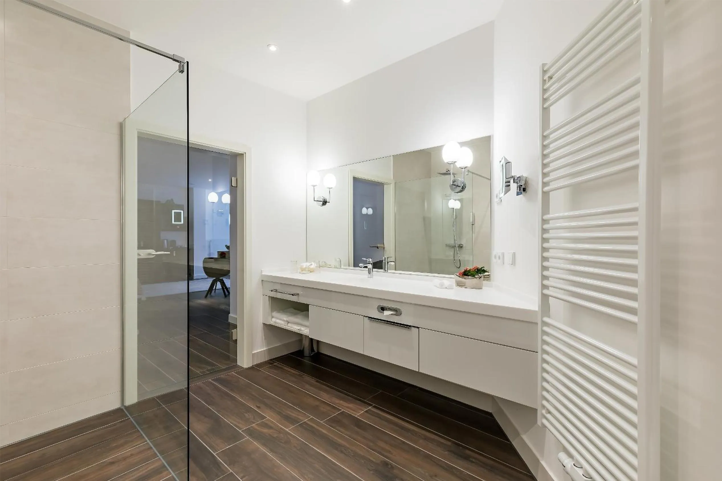 Bathroom in Romantik Hotel Schwanefeld & Spa