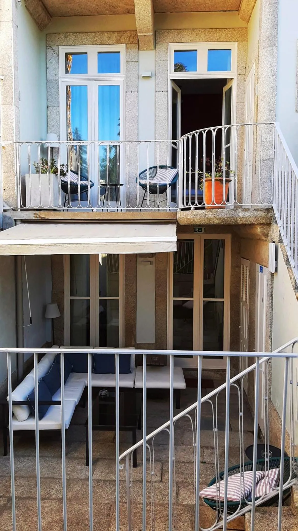 Garden in Gallery Townhouse & Home