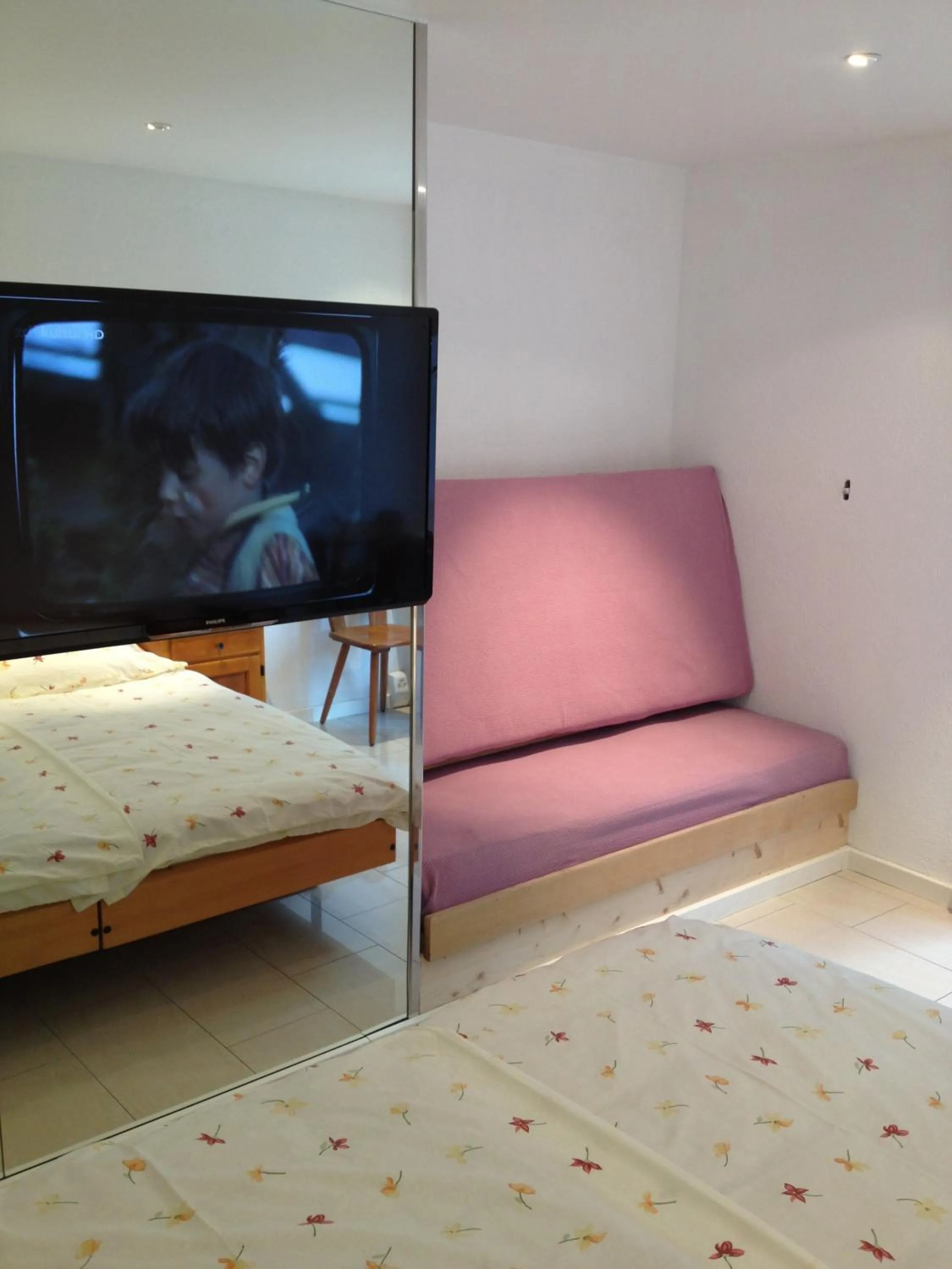 TV and multimedia, Bed in Vista Resort Hotel