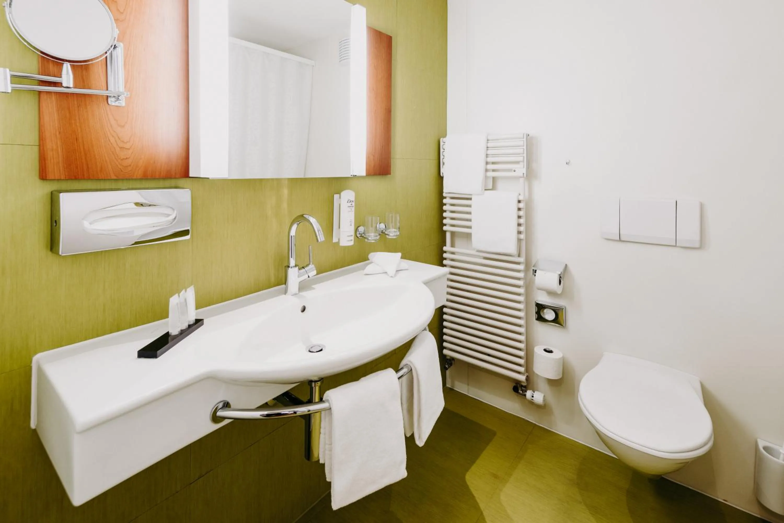 Bathroom in Parkhotel Schoenegg