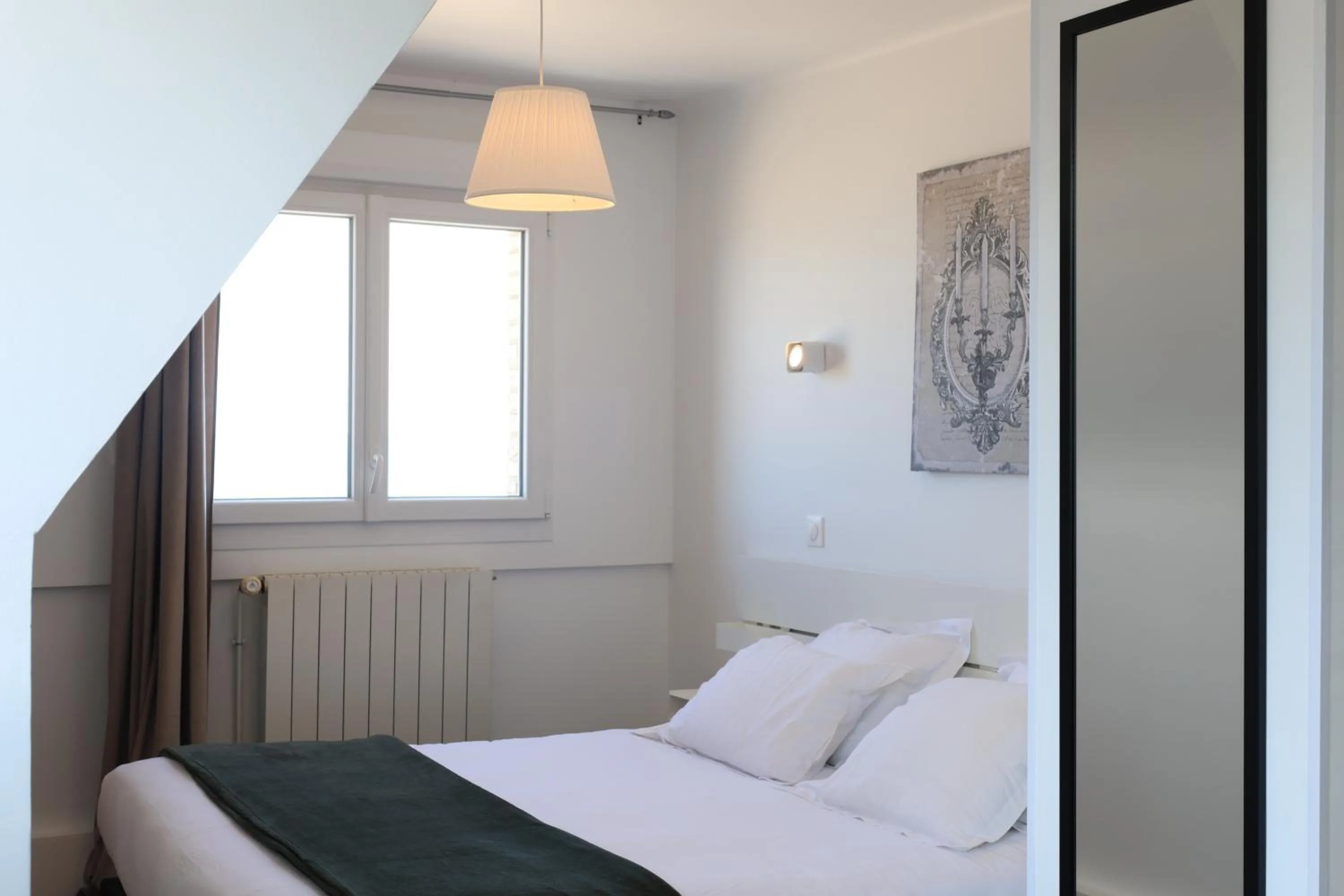 Bedroom, Bed in Le Clos Normand