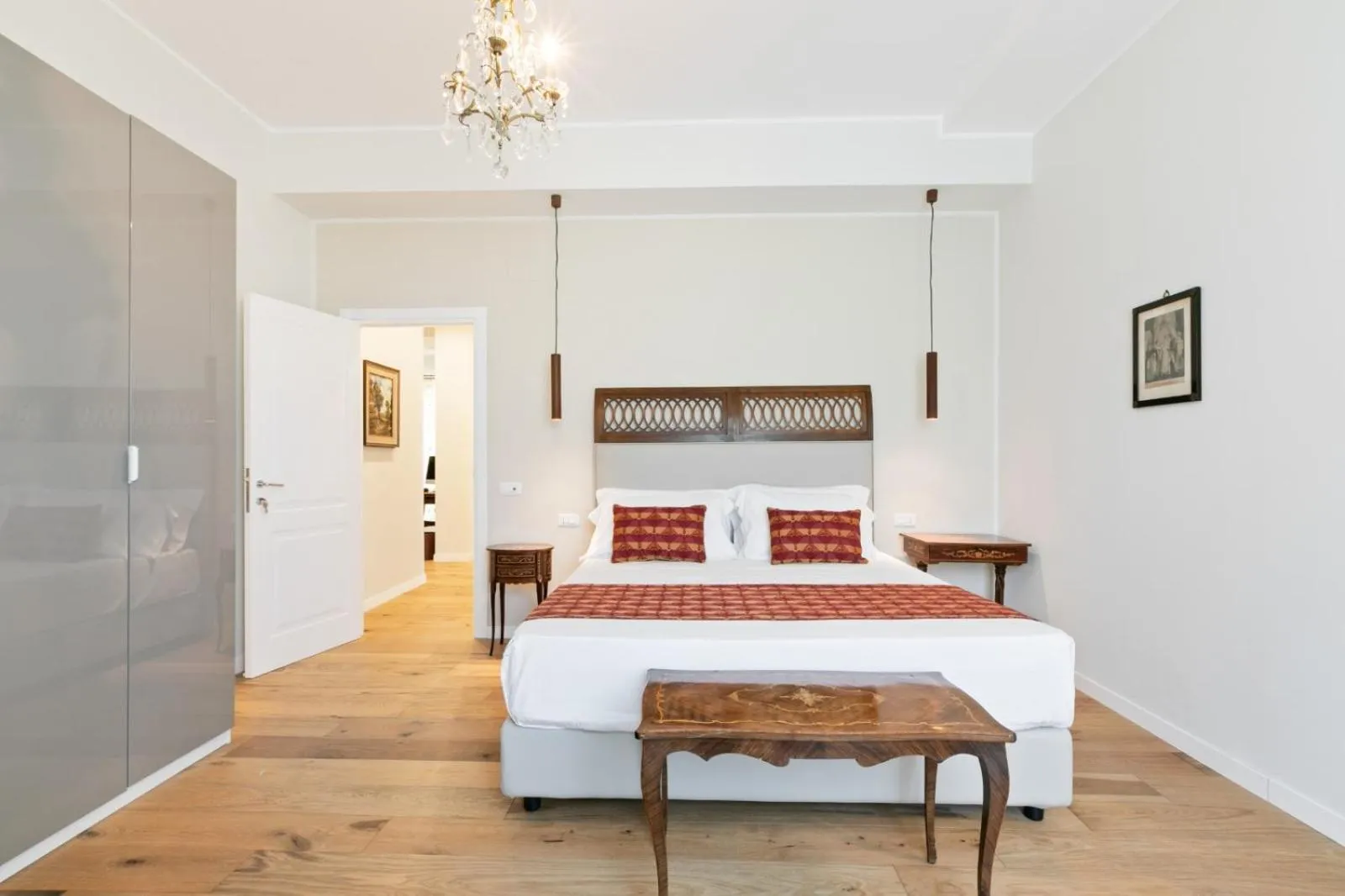 GuestHost - NotHotel Palermo Luxury Guest House
