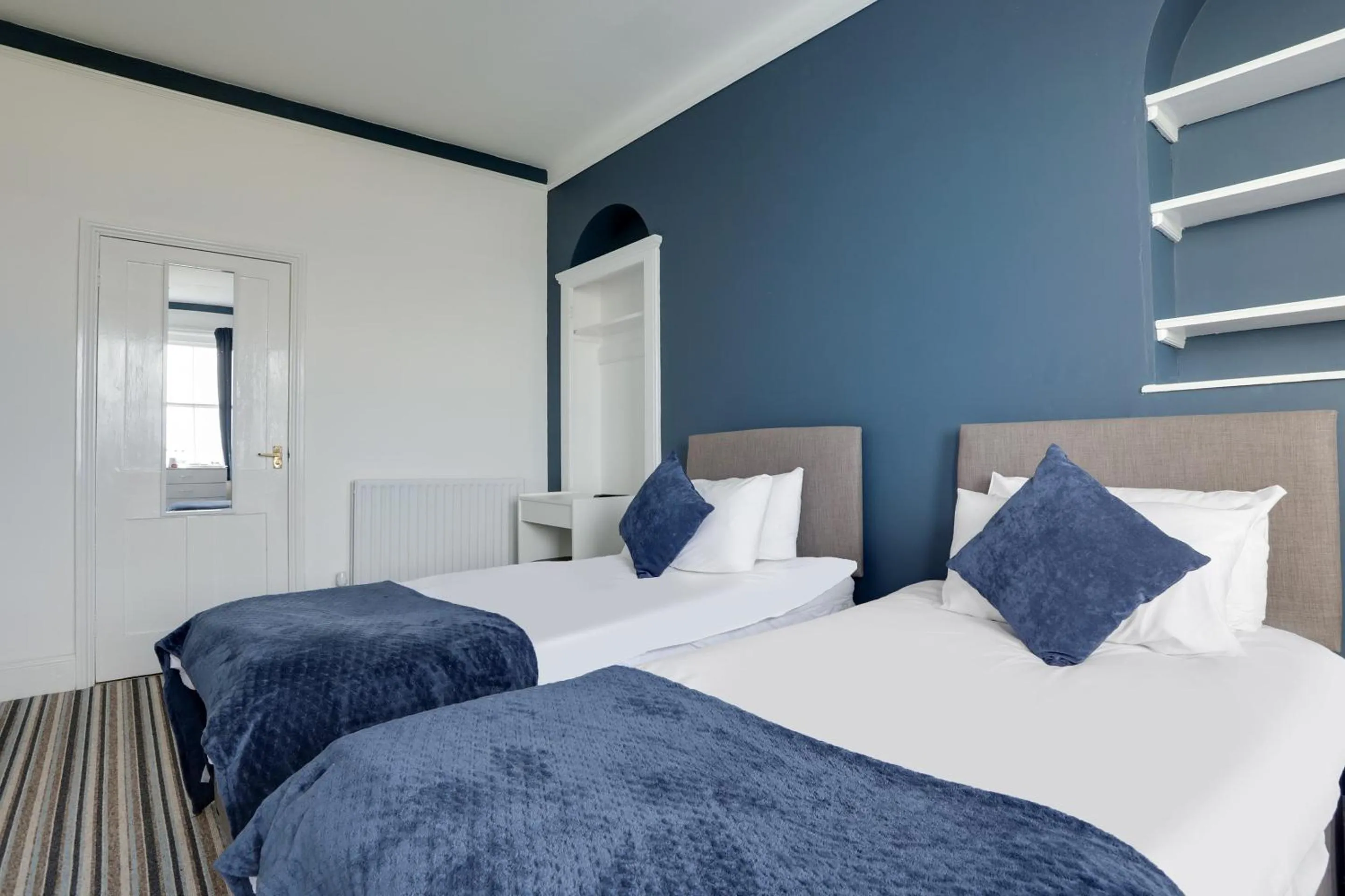 Bedroom, Bed in Lord Kitcheners Guest House