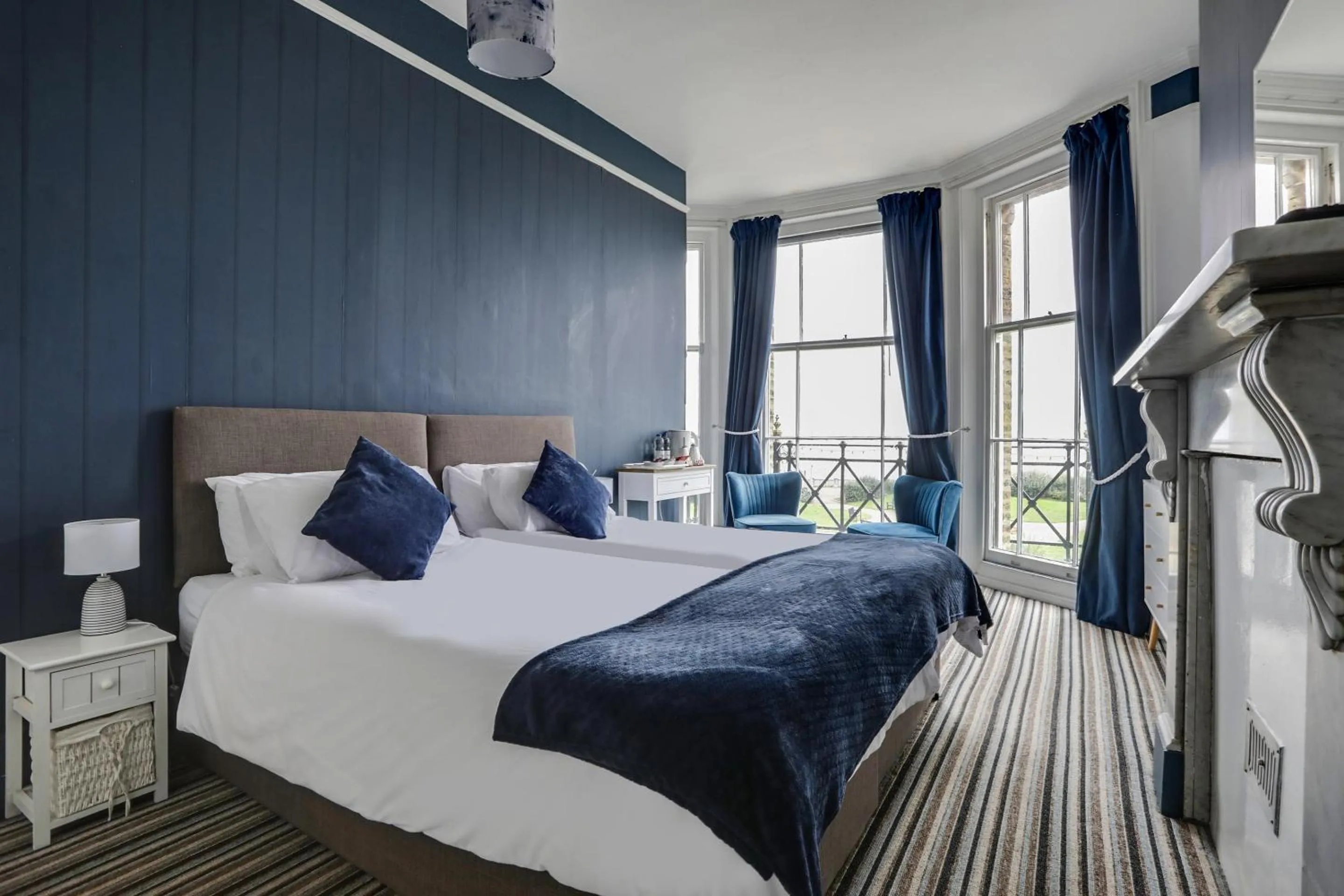 Bedroom, Bed in Lord Kitcheners Guest House