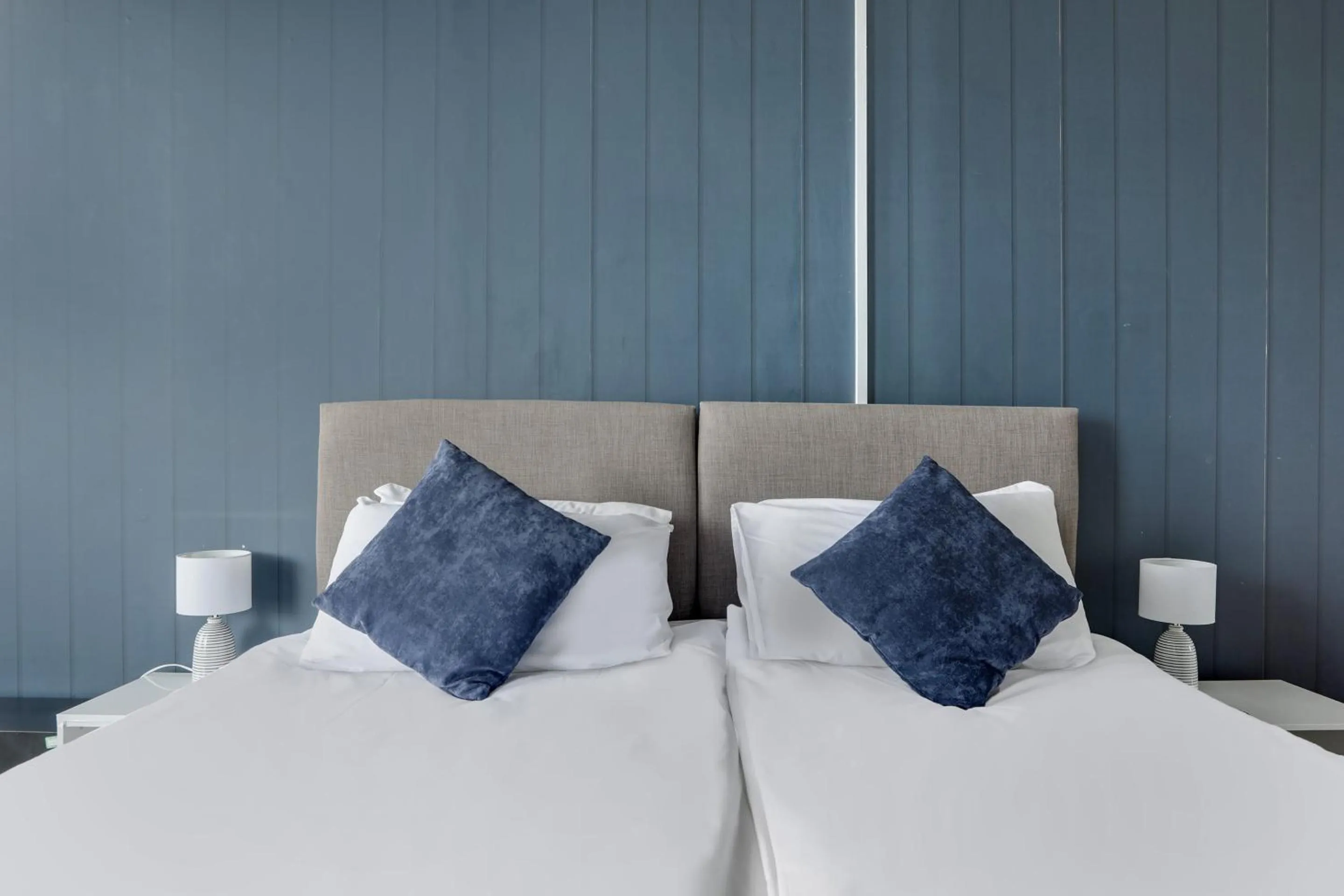 Bedroom, Bed in Lord Kitcheners Guest House