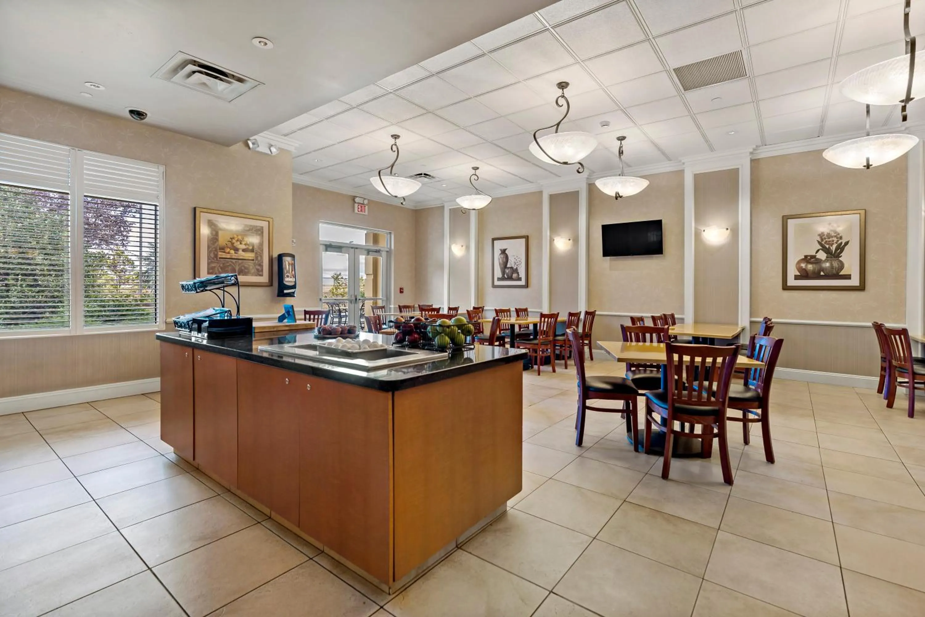 Breakfast in The Inn at Charles Town / Hollywood Casino