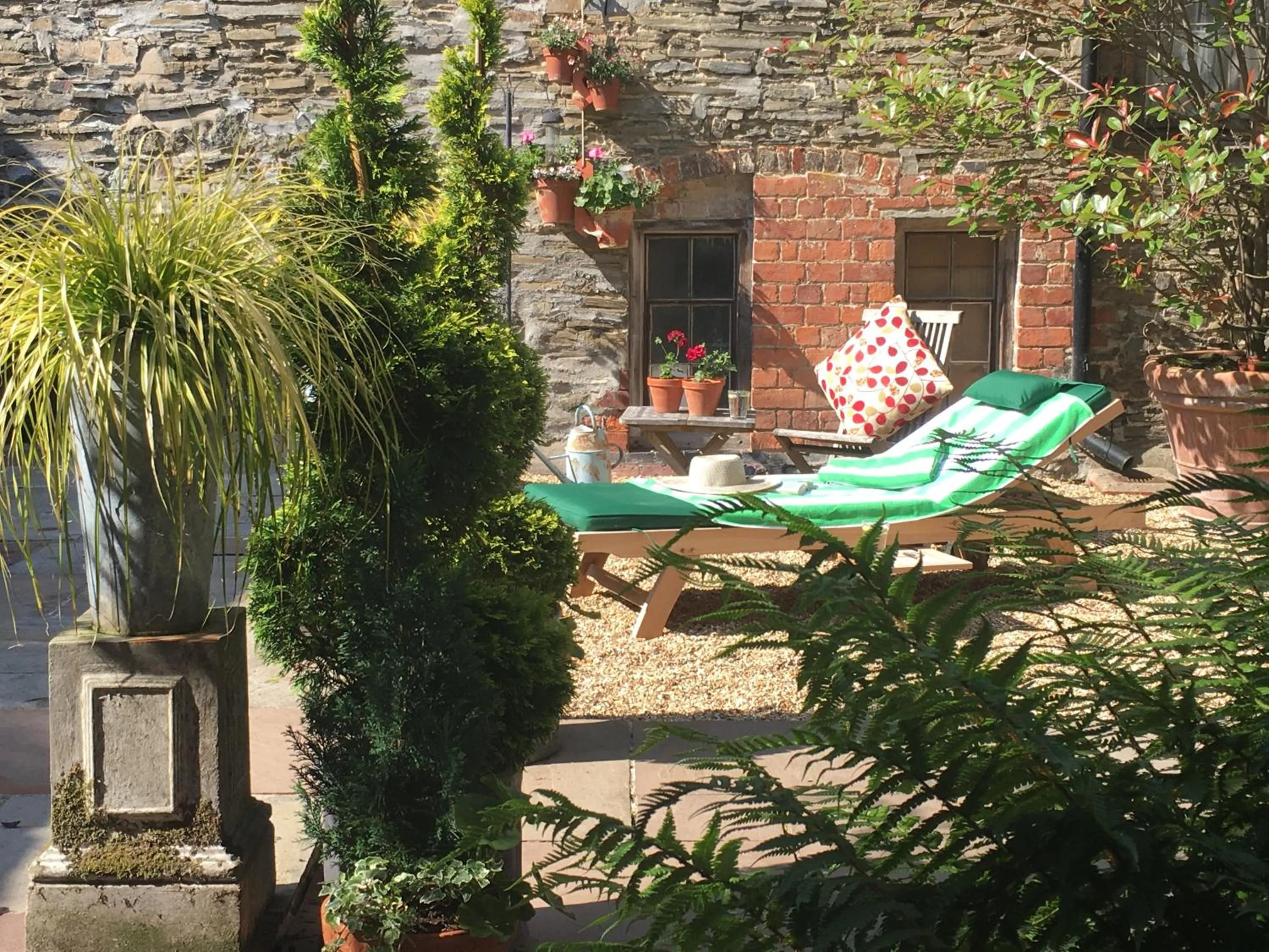 Inner courtyard view in The Old Stores