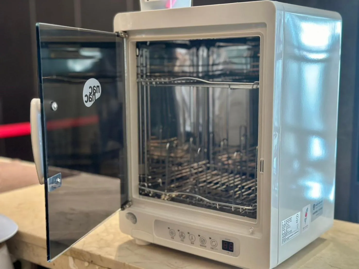 Area and facilities in Grand Earl Hotel