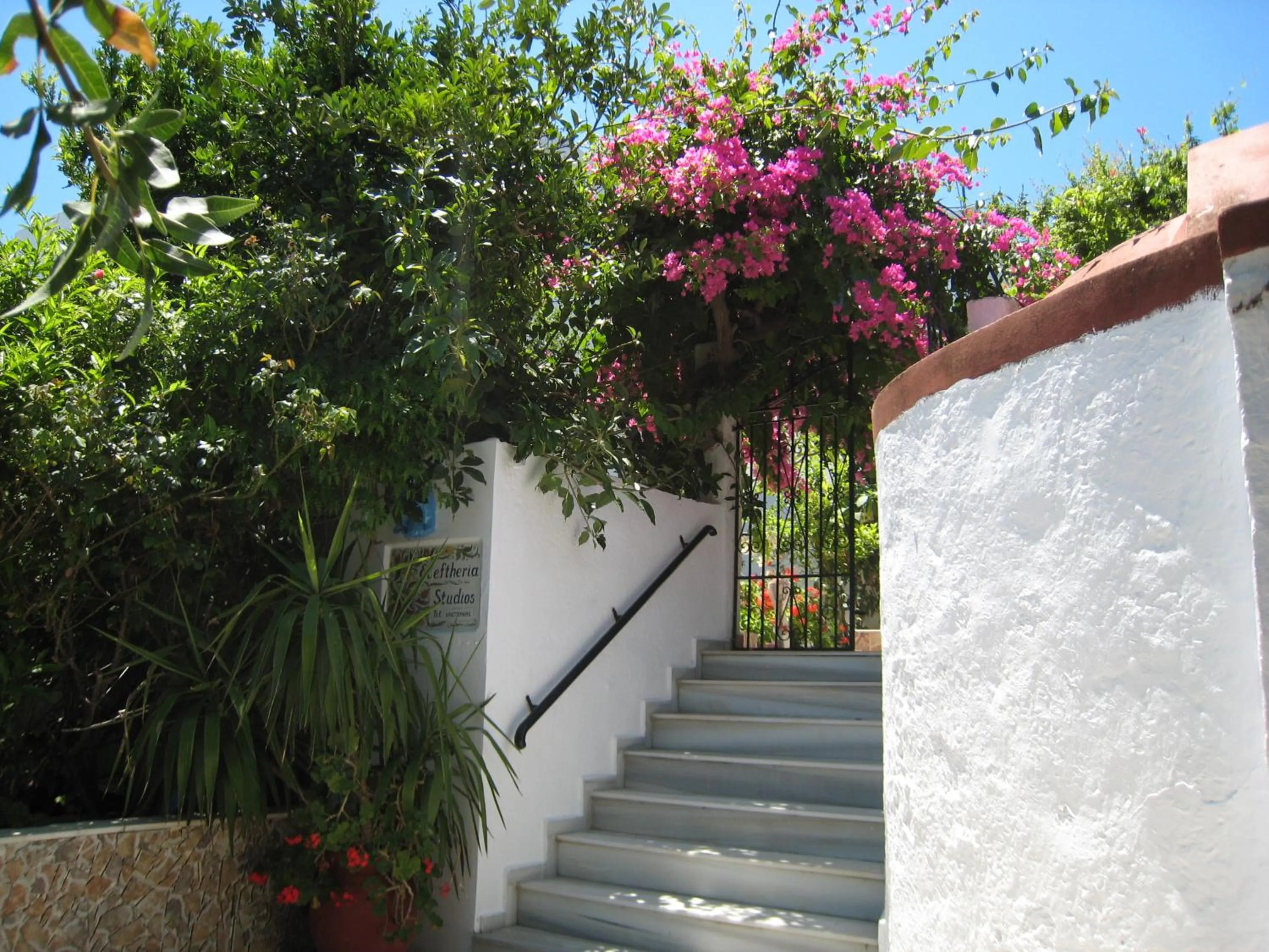 Property building in Eleftheria Lindian Studios II