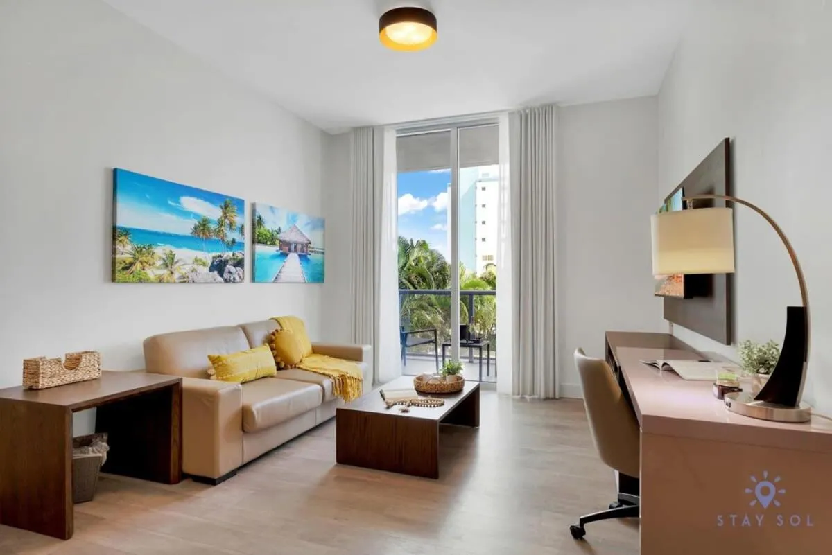 Best Stay - Rooftop Pool & Hot Tub - Hollywood Beach