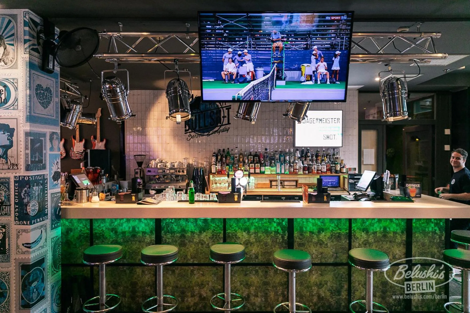 Lounge or bar in St Christopher's Inn Berlin - Mitte