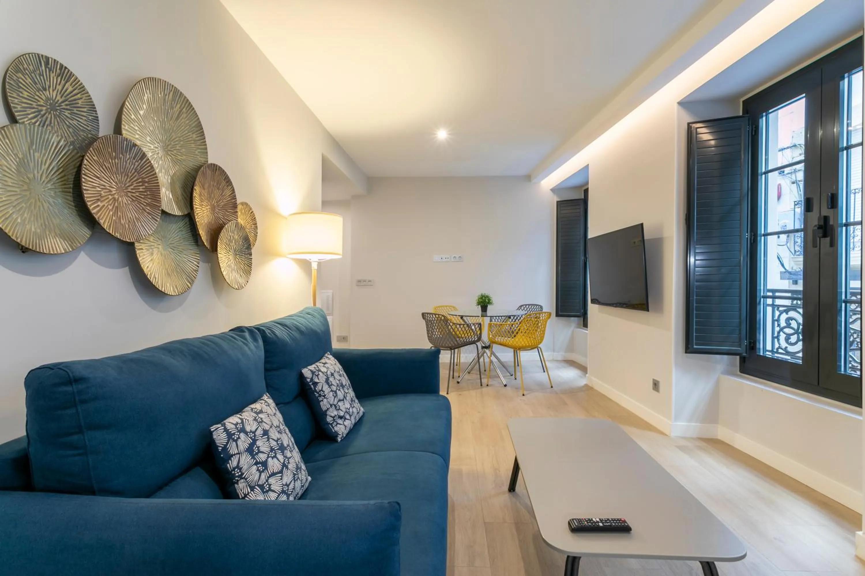 Living room in Arenal Suites Alicante