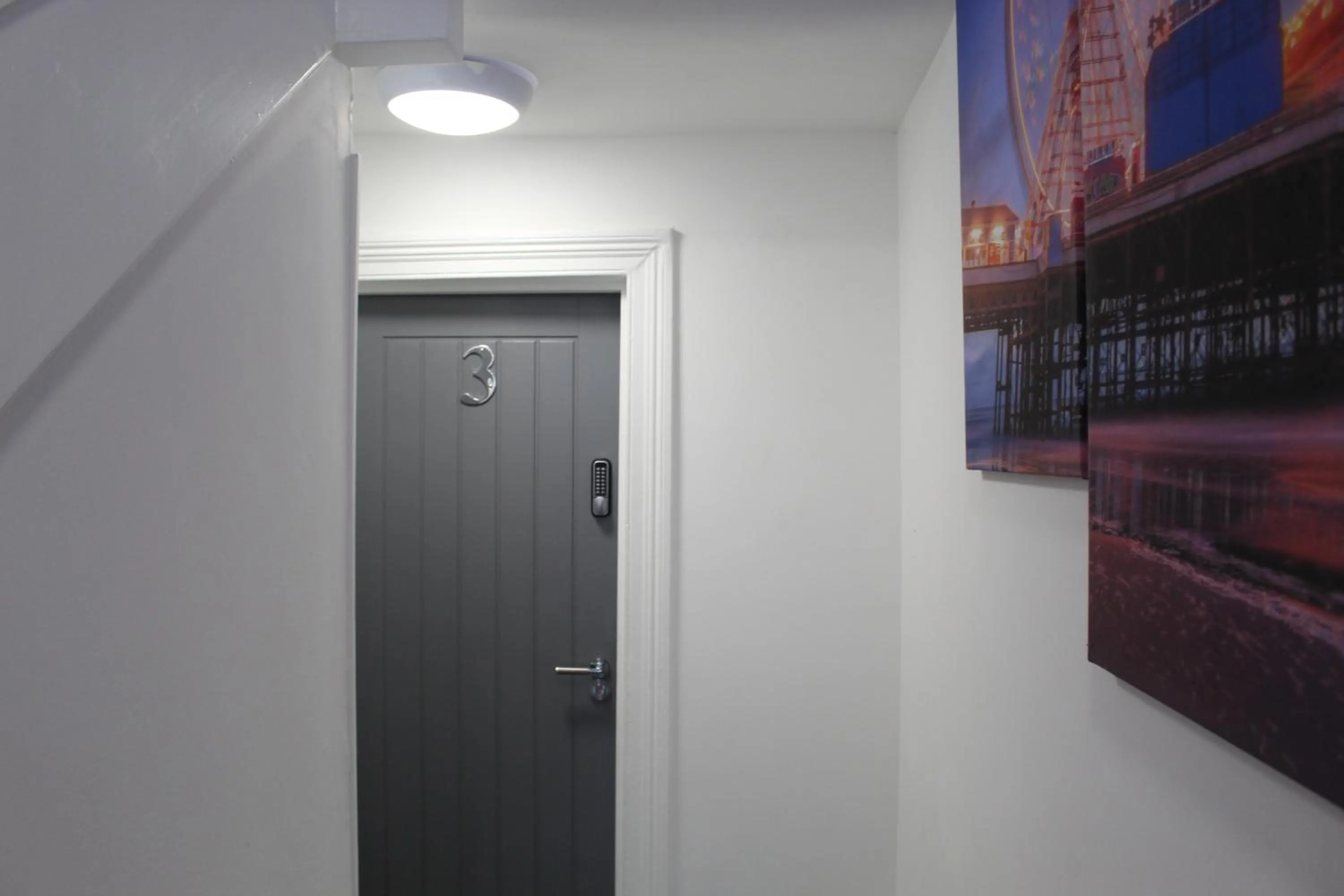 Kitchen or kitchenette in Albert Hottub & Jacuzzi Apartments