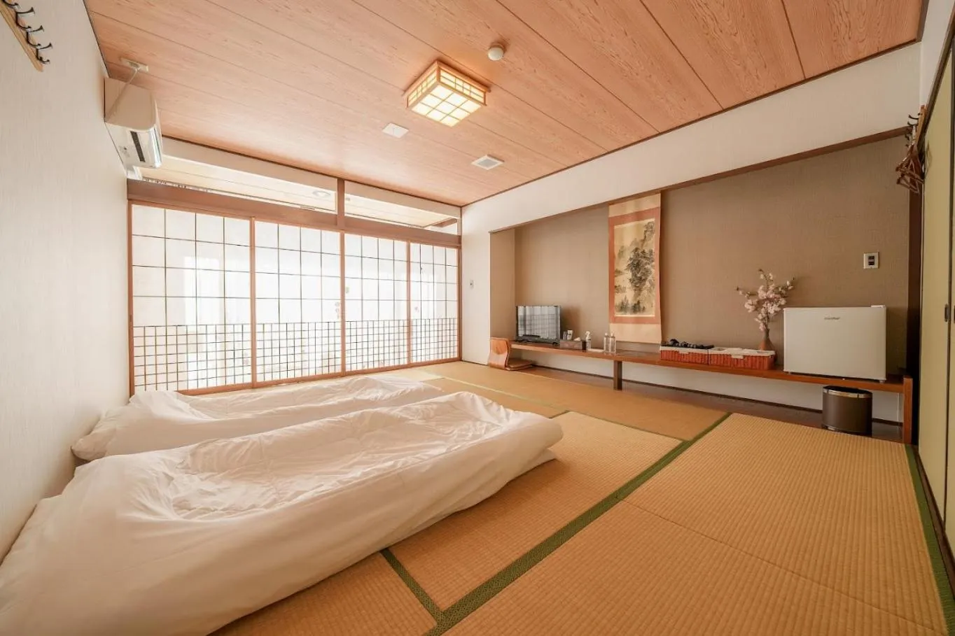 Bedroom in Fuji Yamanakako Resort Hotel