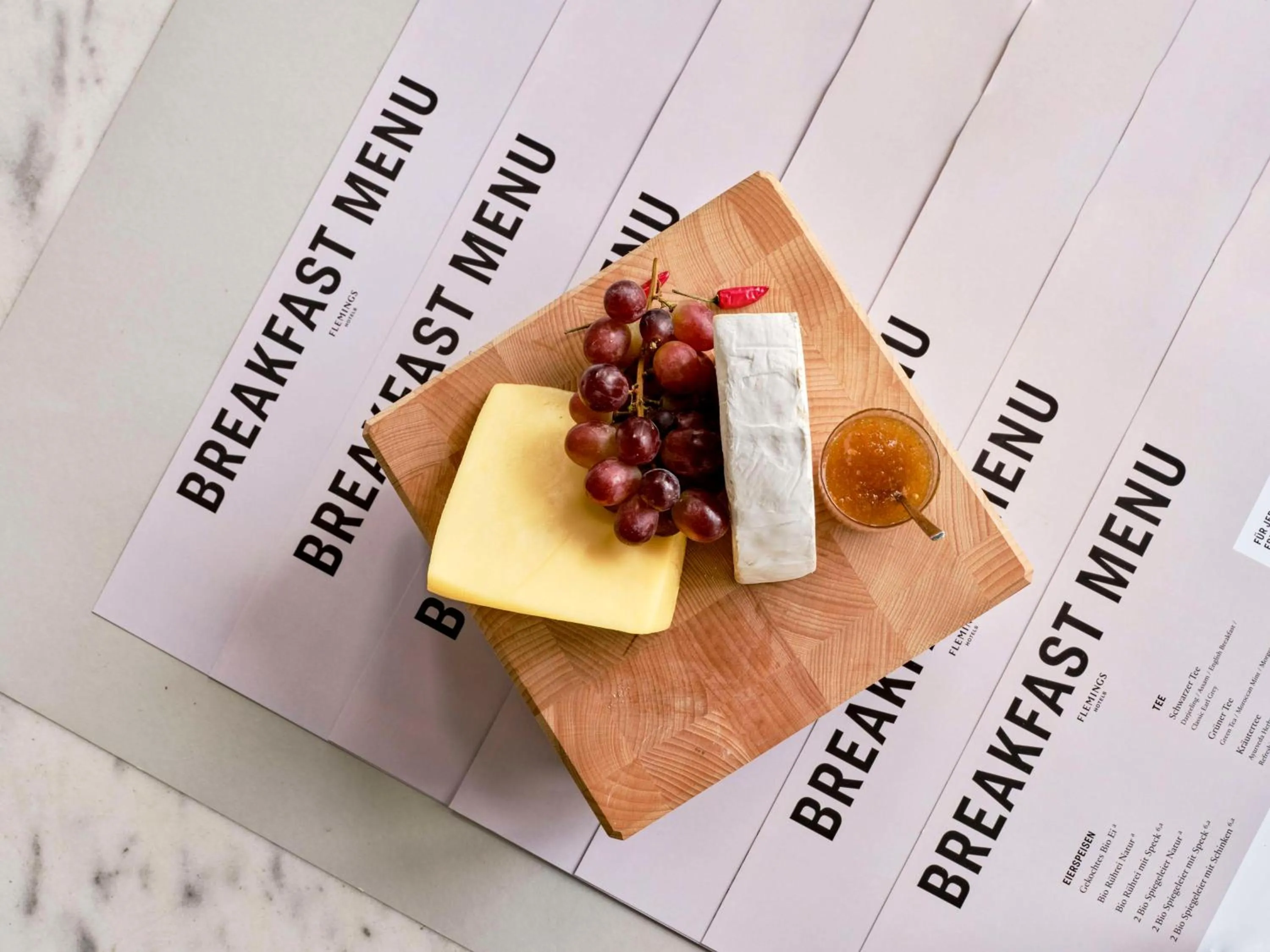 Food and drinks in Flemings Hotel München-Schwabing