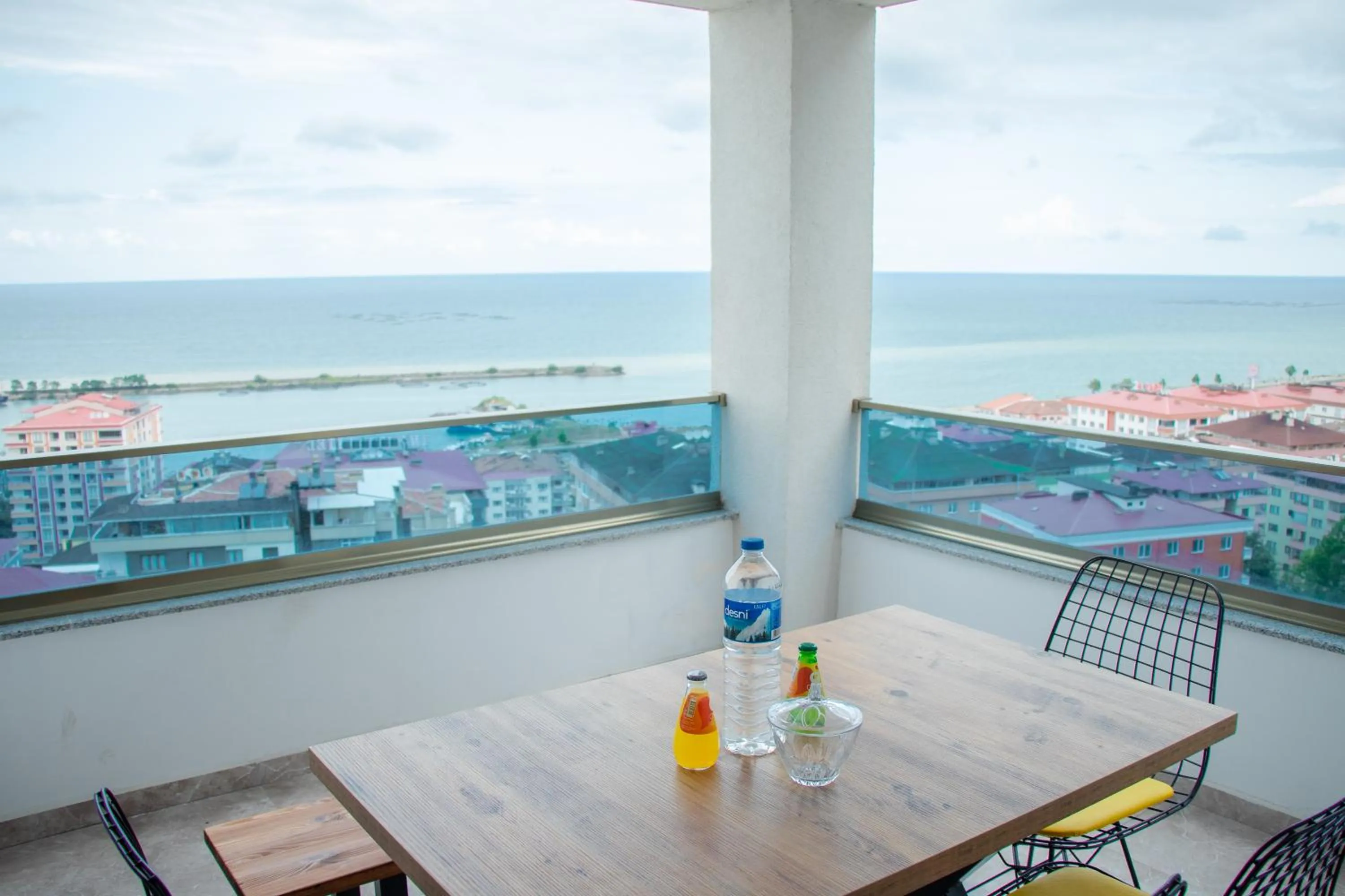 ELEGANT BLUE SUİTES