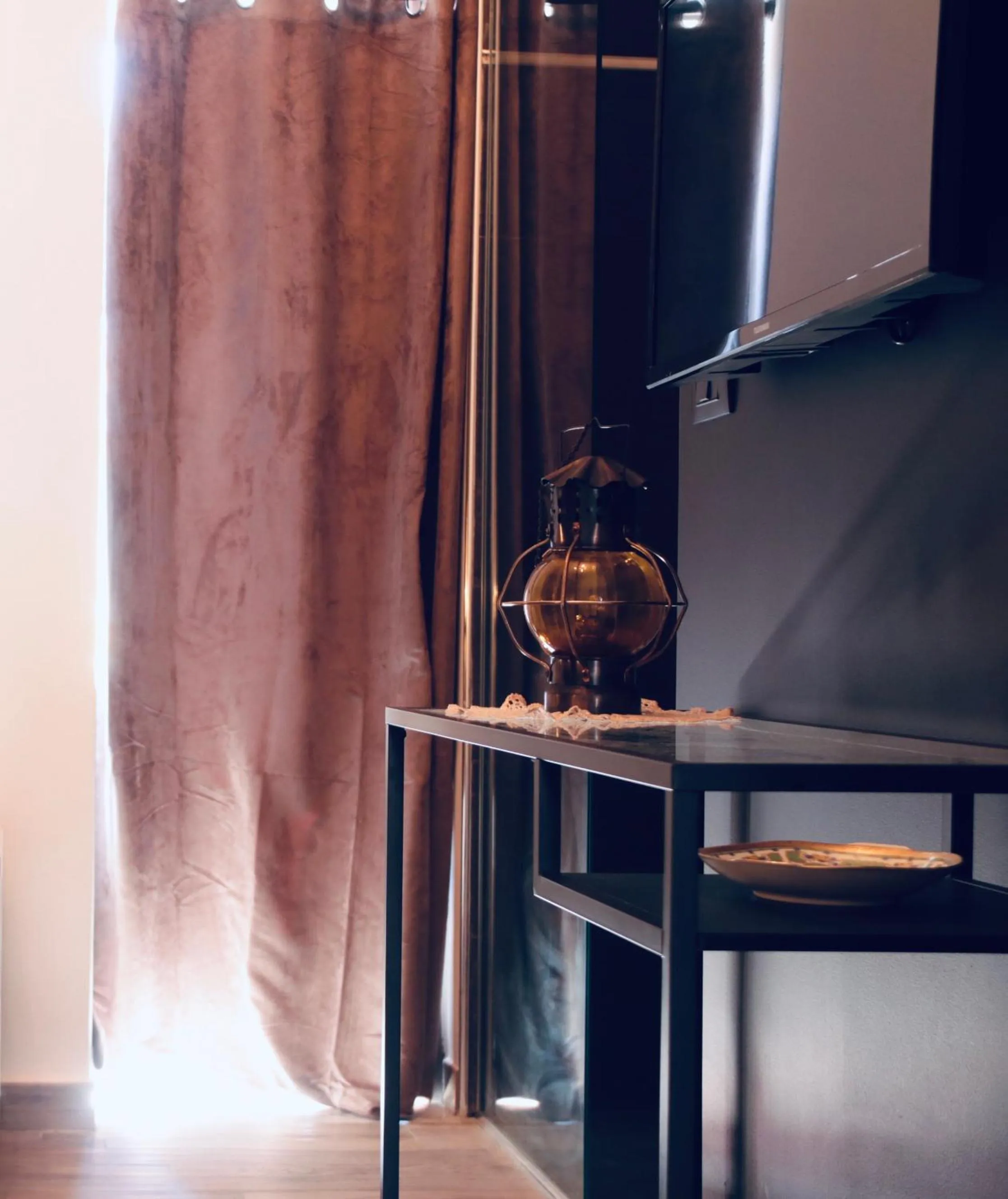 Decorative detail in Le Stanze dello Scirocco