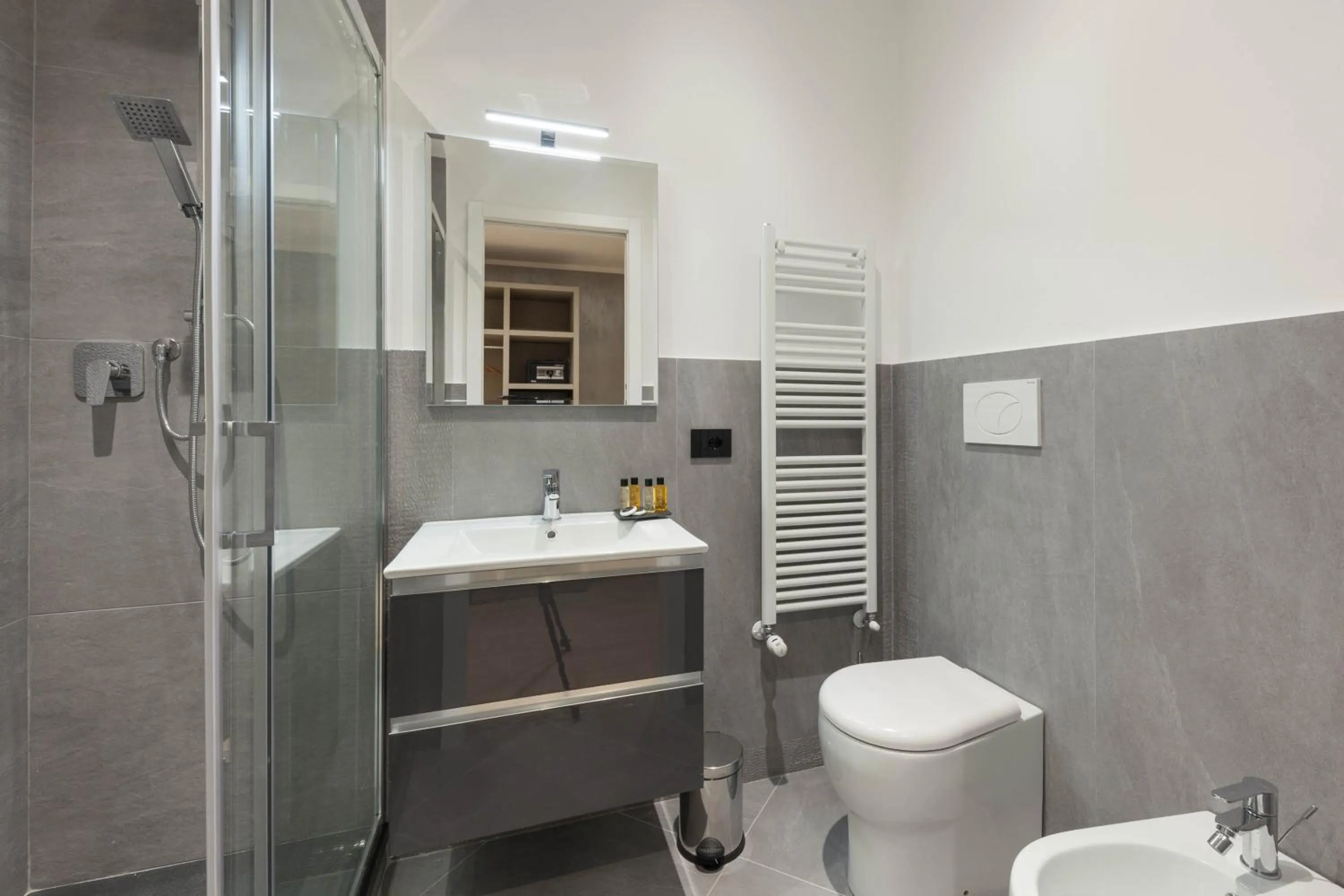 Toilet in Teseo Rooms & Relax