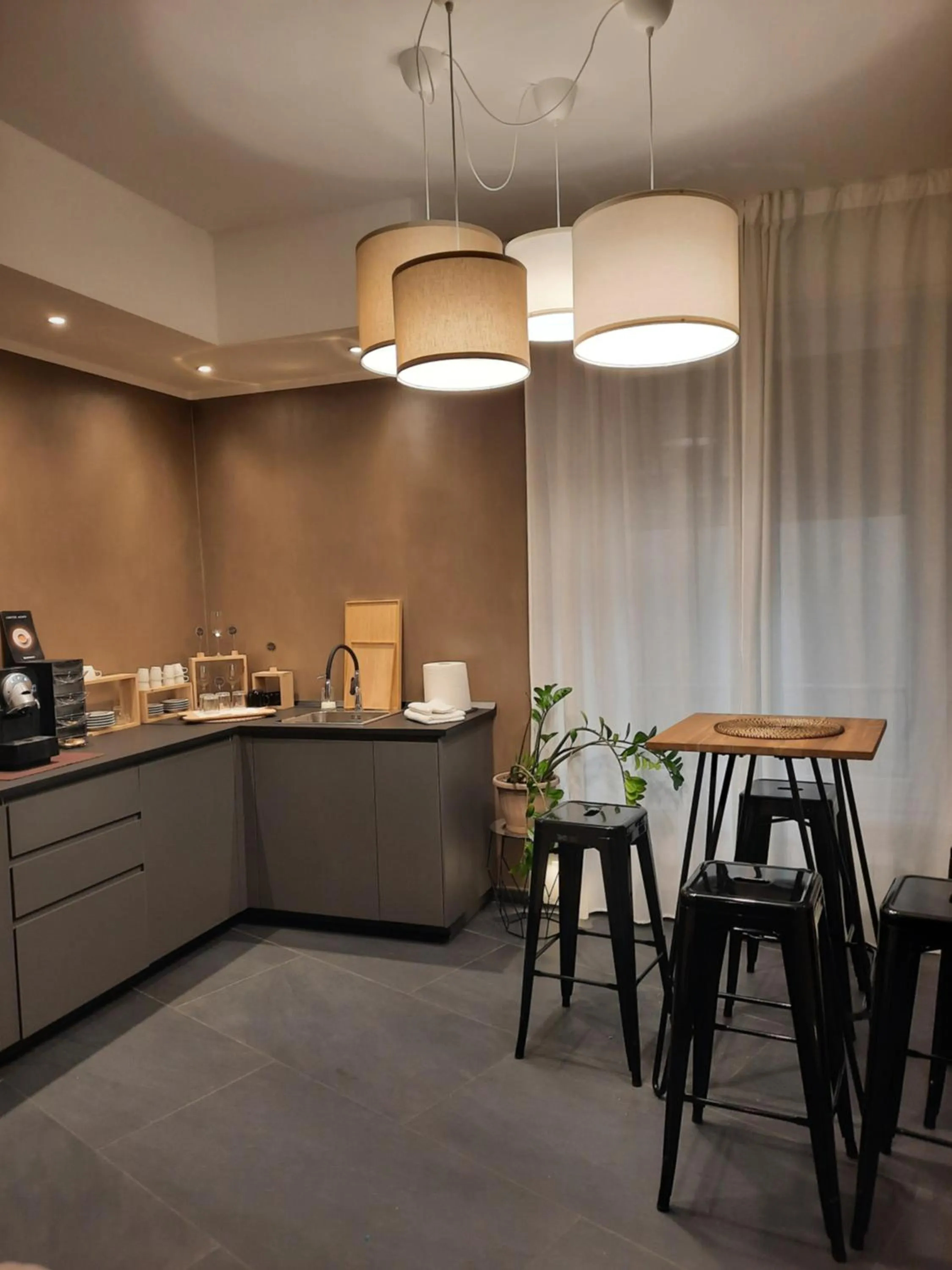 Restaurant/places to eat in Teseo Rooms & Relax