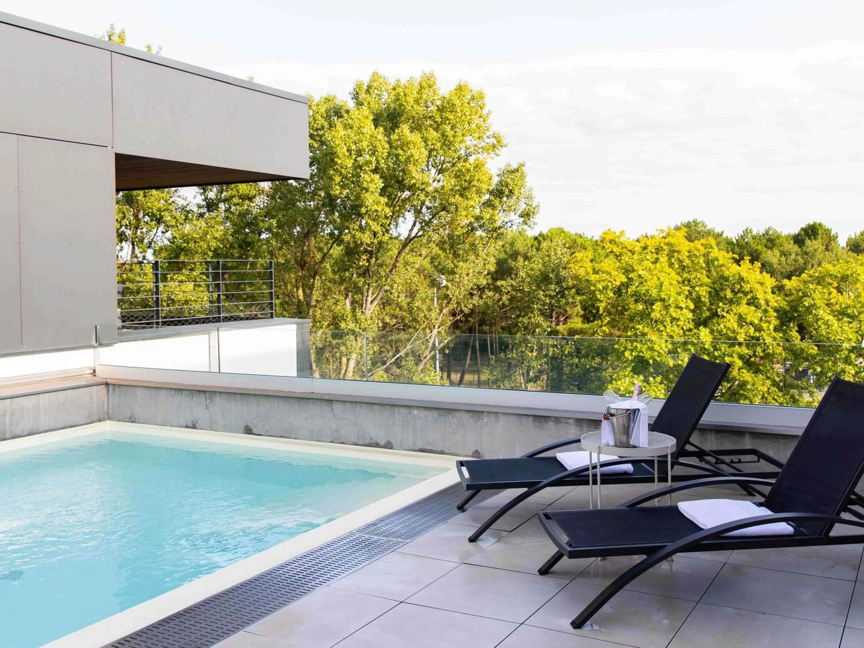 Property building in ibis Styles Bordeaux Lac Bruges