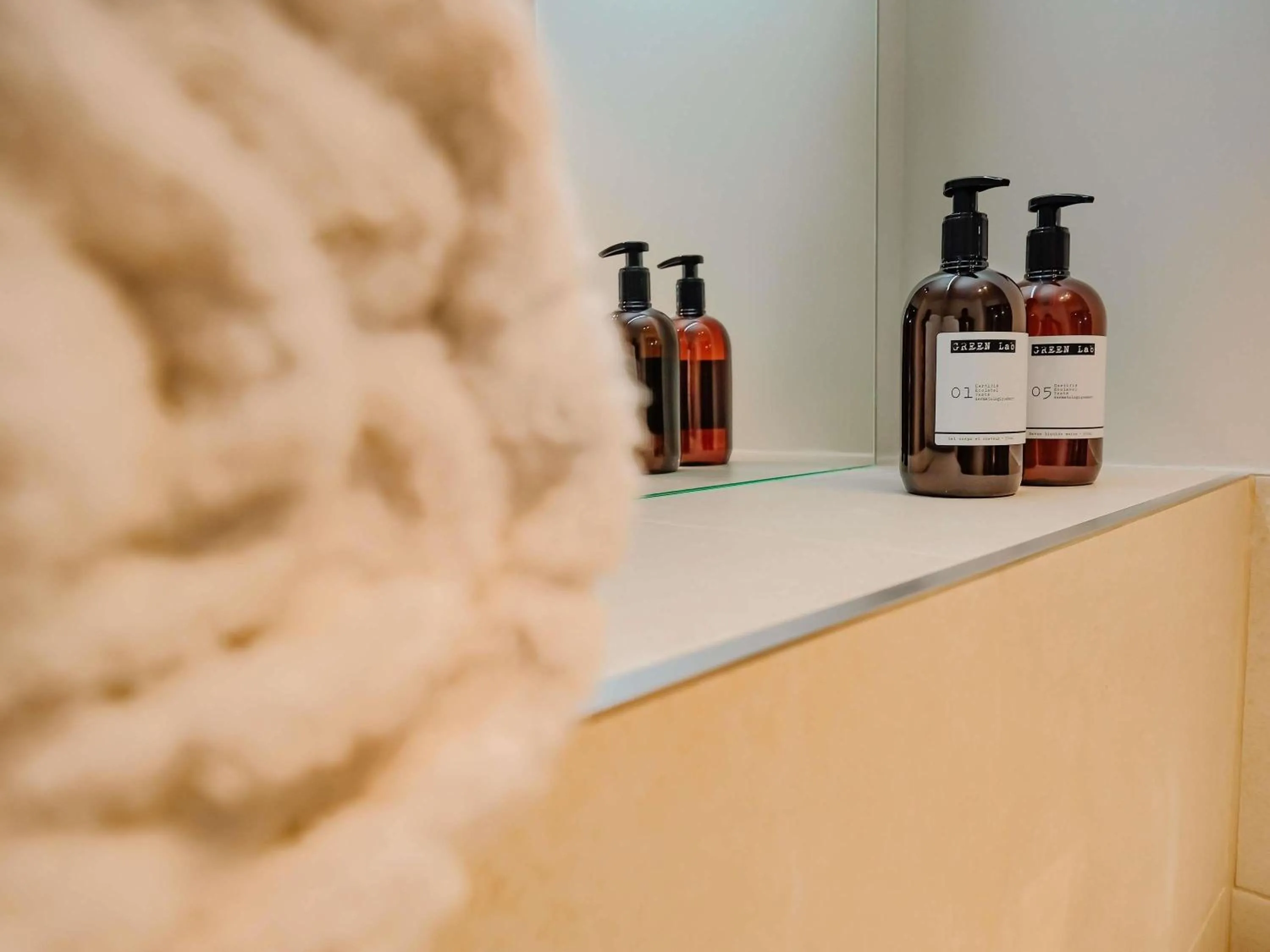 Bedroom in ibis Styles Bordeaux Lac Bruges