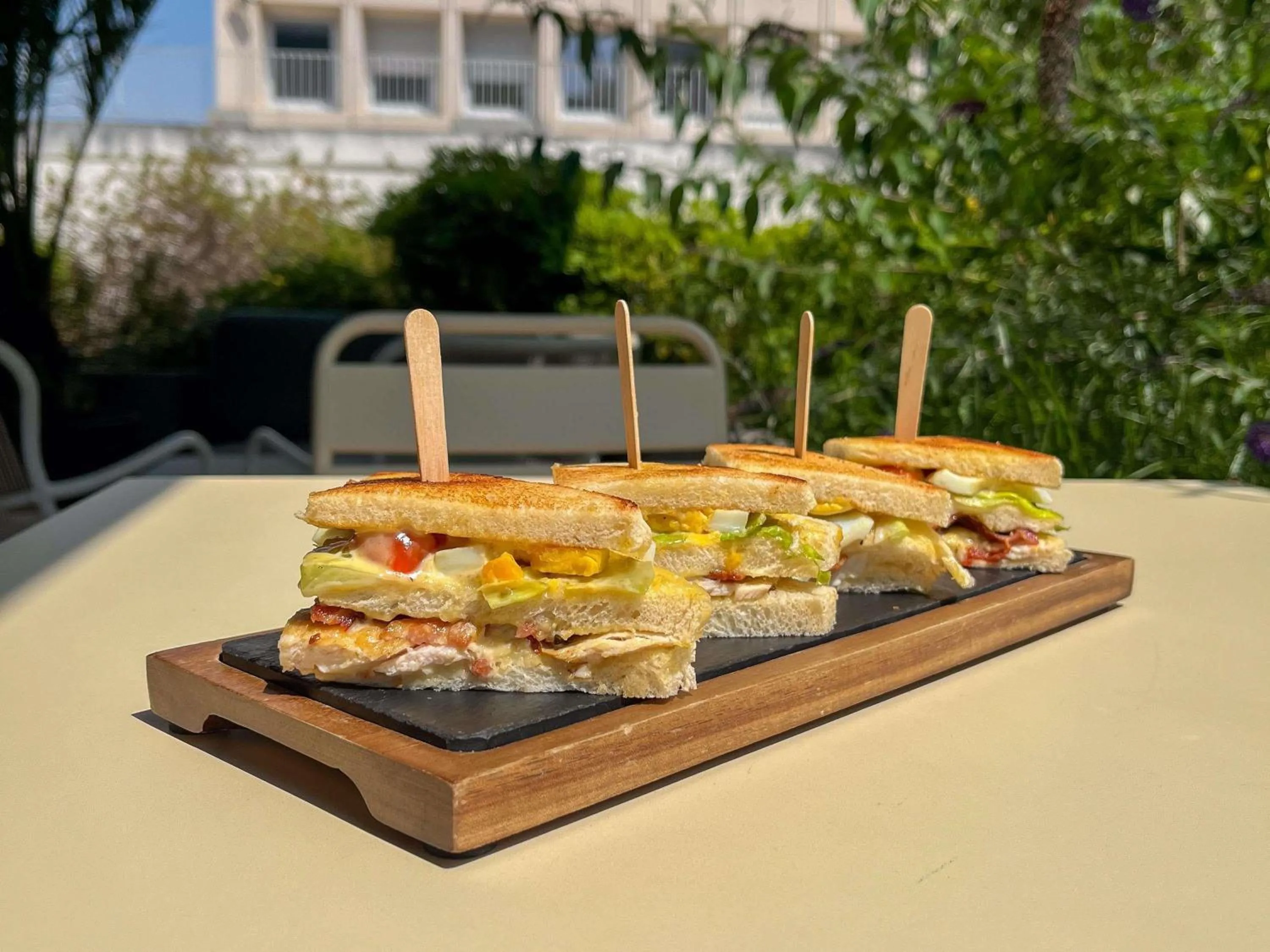 Restaurant/places to eat in ibis Styles Bordeaux Lac Bruges