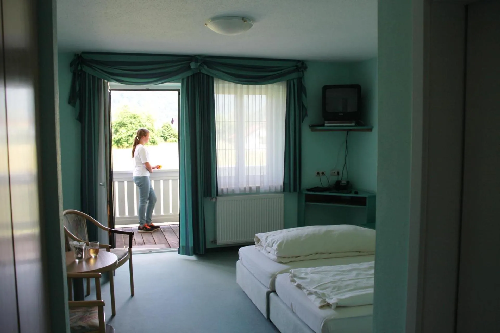 People, Bed in Gasthof Hotel zur Post