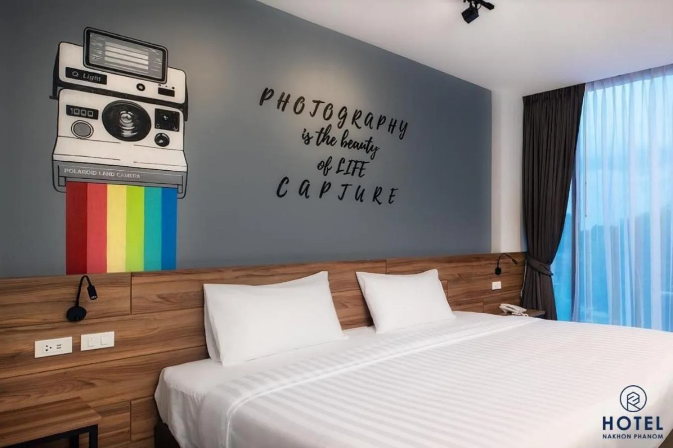 Photo of the whole room, Bed in R2 Hotel