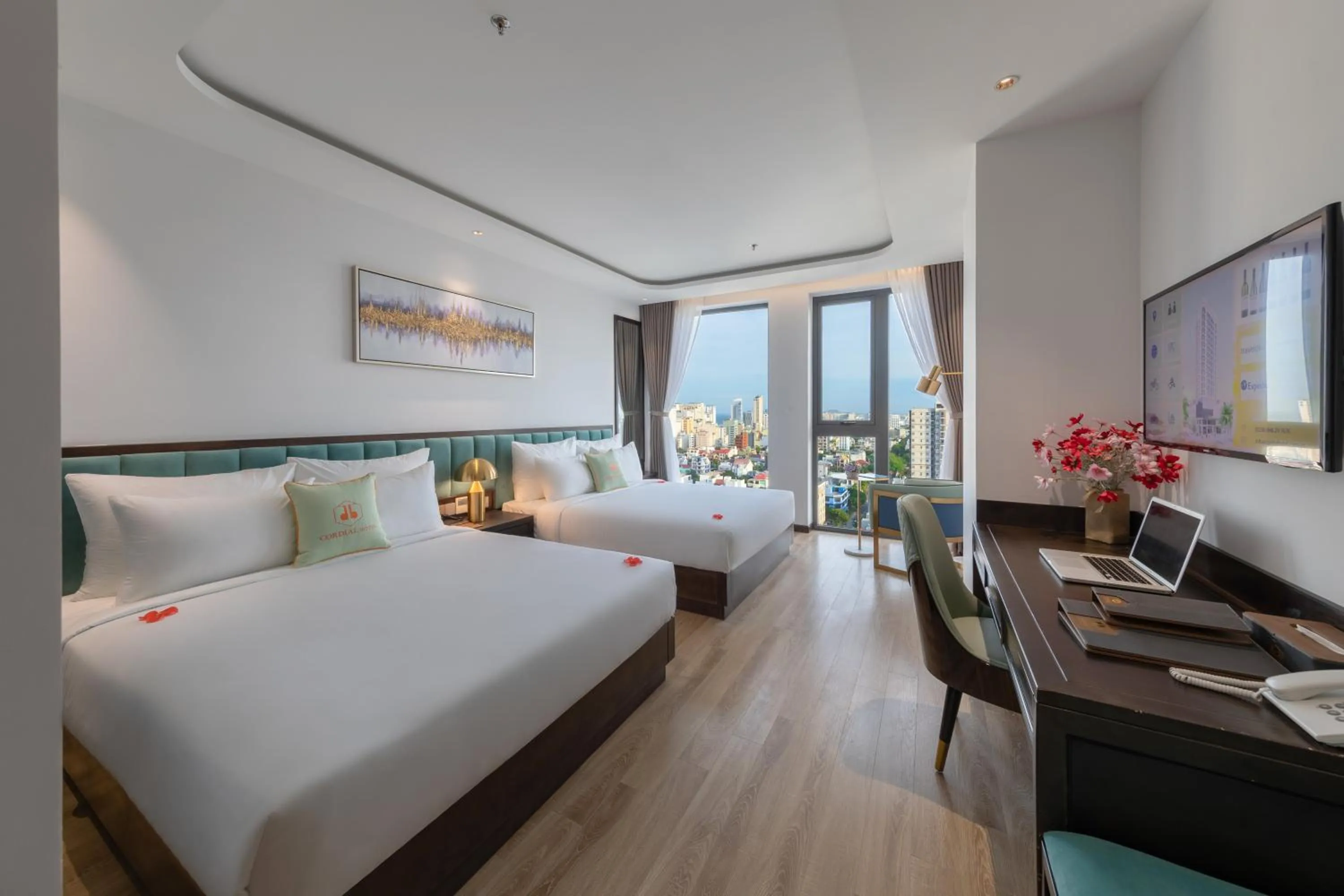 Bed in Cordial Grand Hotel Da Nang Beach - Infinity Rooftop Pool