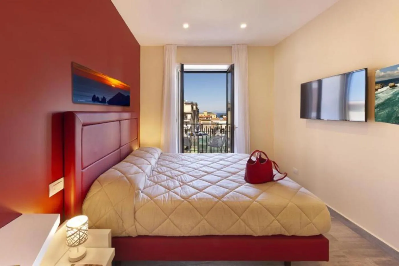 TV and multimedia, Bed in Parco Tasso Guest House