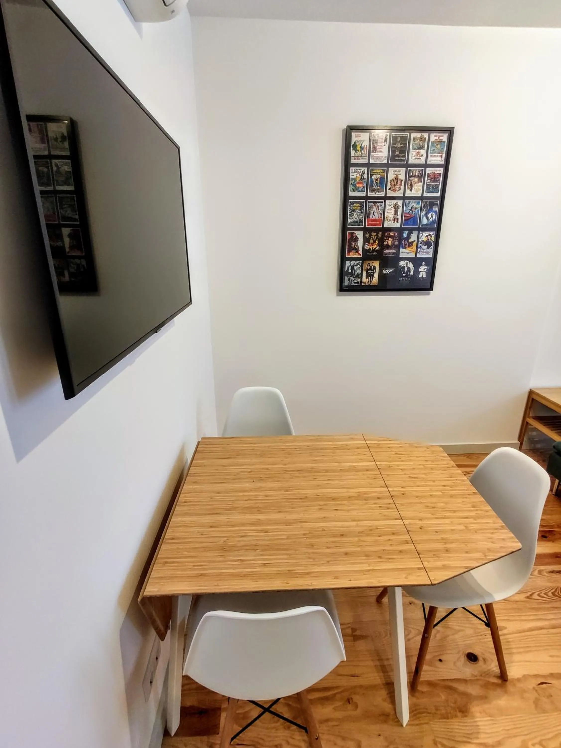 TV and multimedia in Bombarda Cinema Apartments