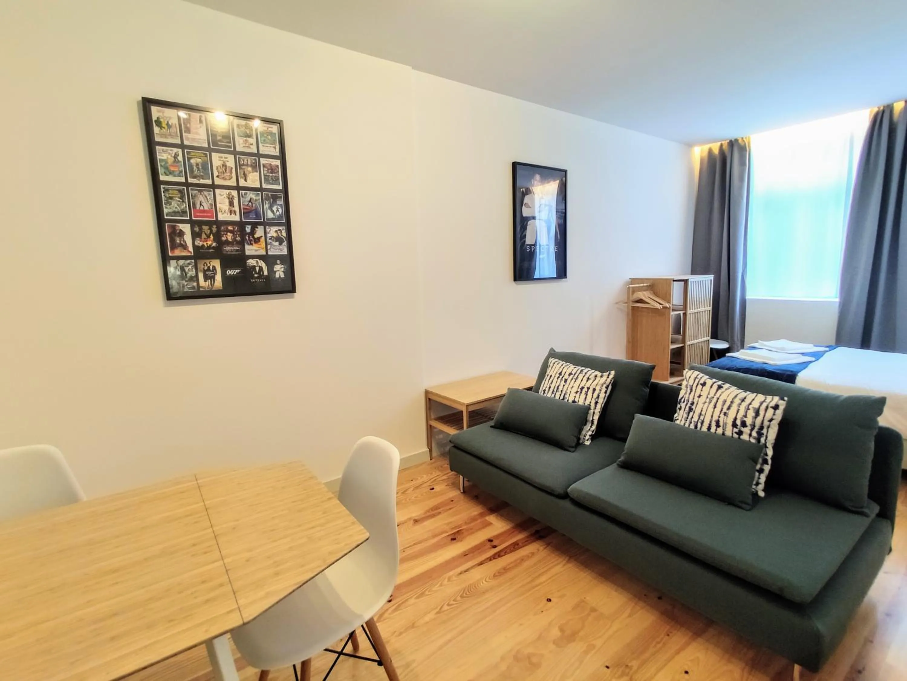 Living room in Bombarda Cinema Apartments