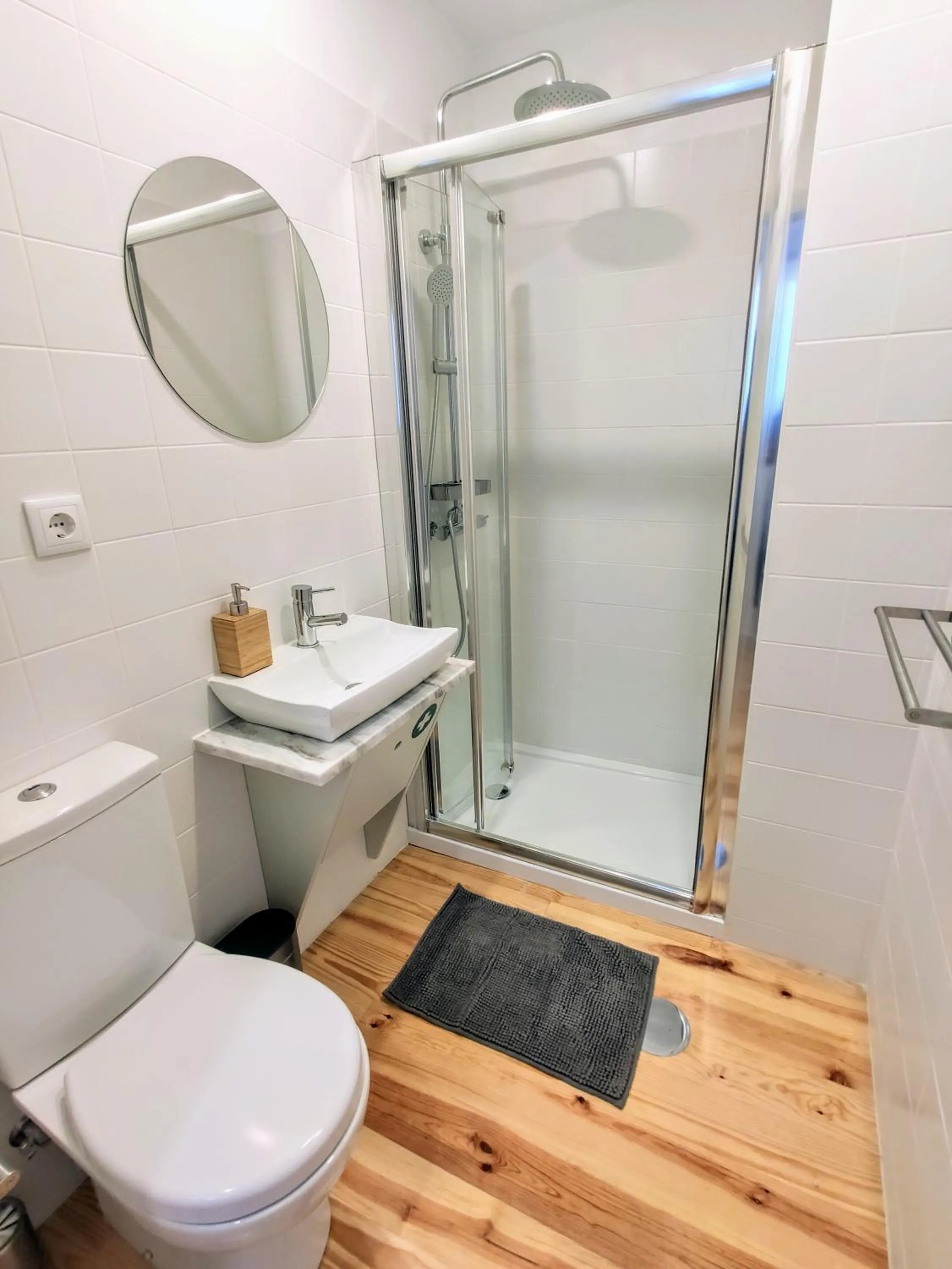 Bathroom in Bombarda Cinema Apartments