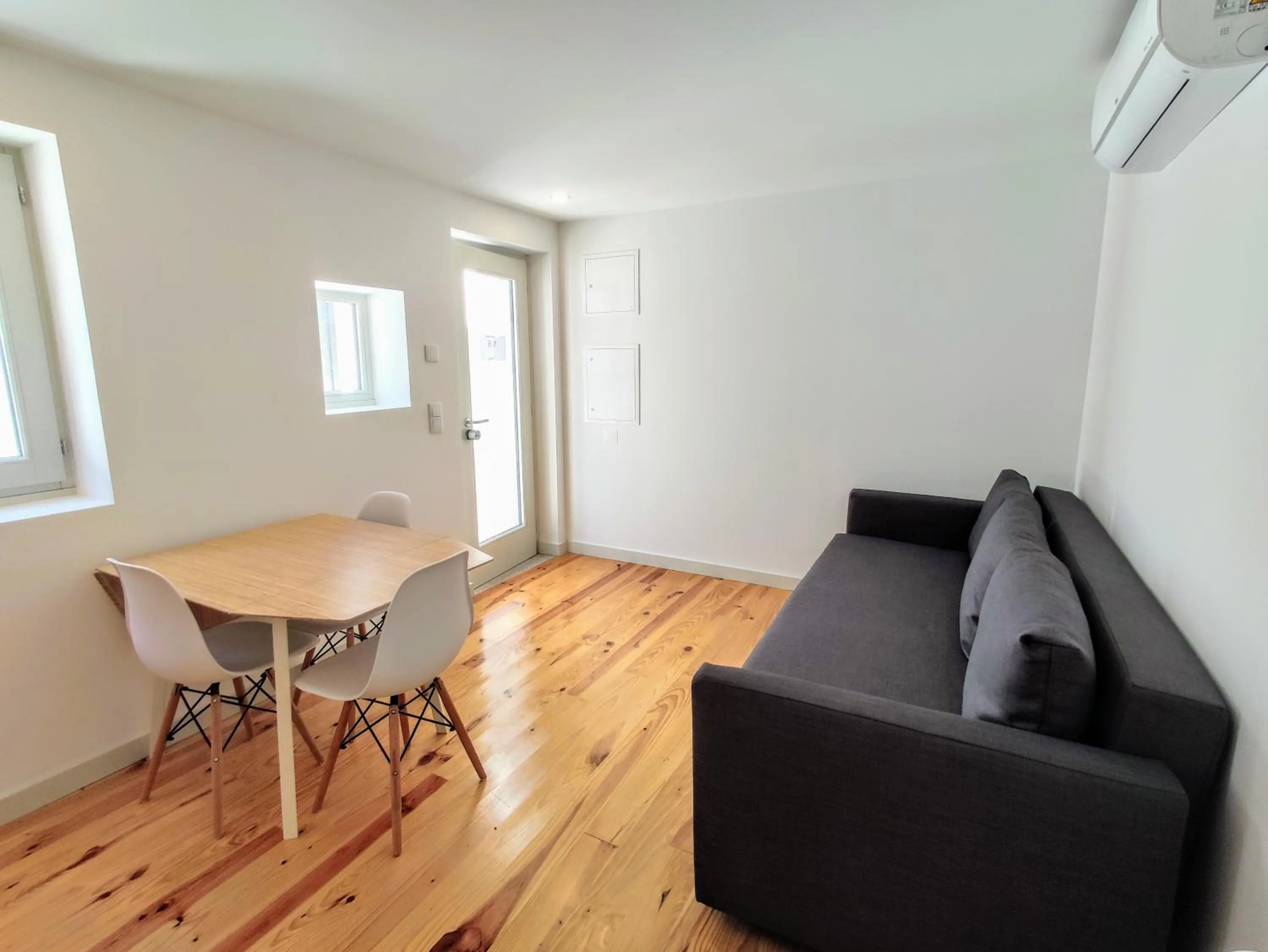 Living room in Bombarda Cinema Apartments