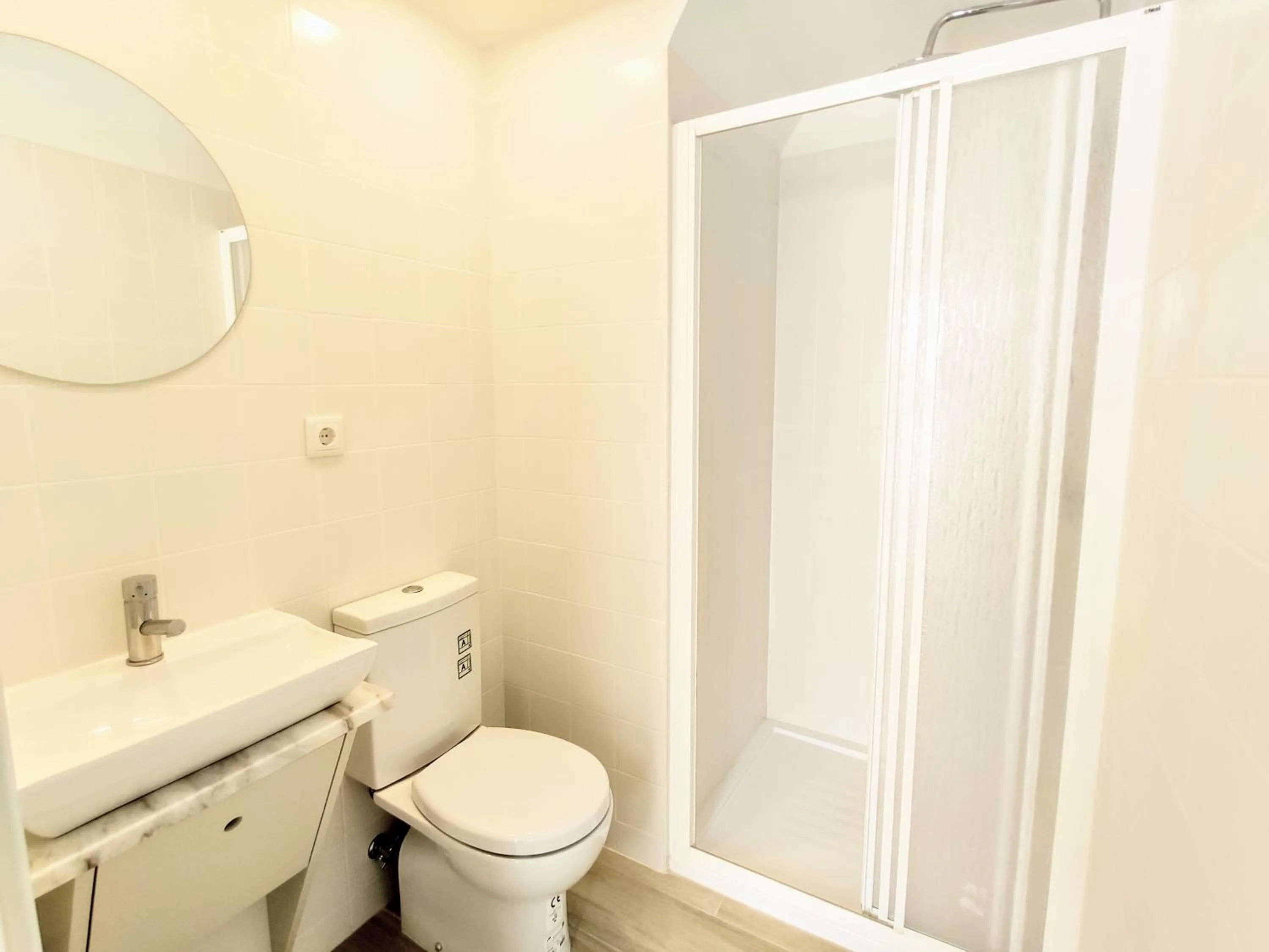 Bathroom in Bombarda Cinema Apartments