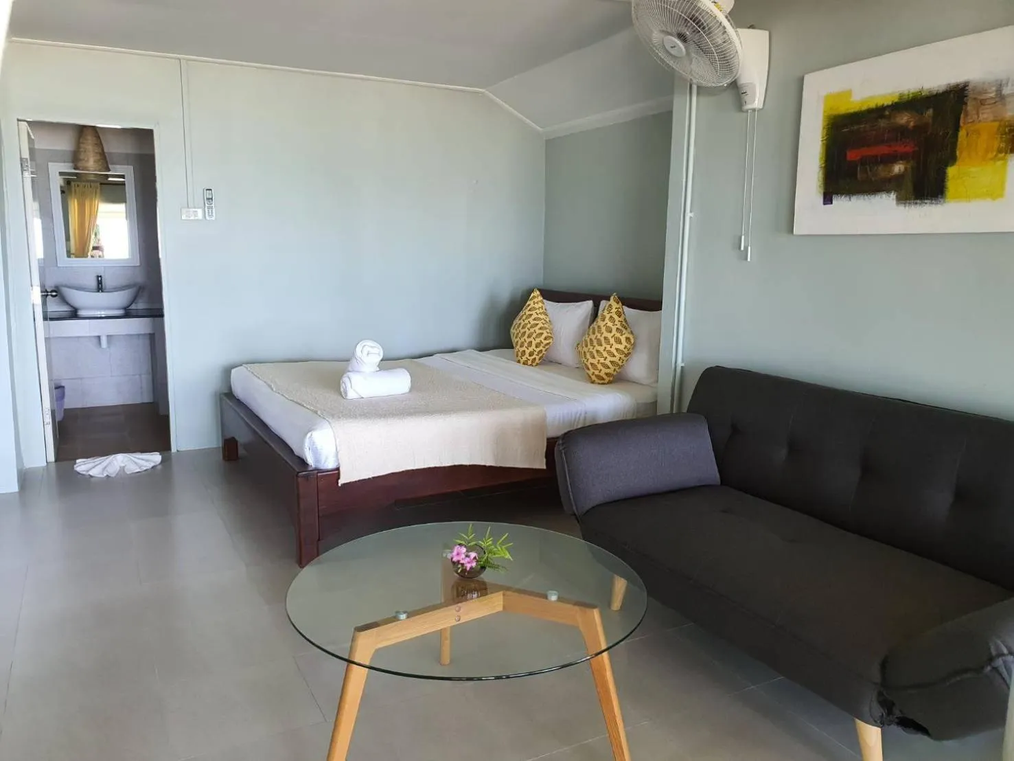 Bed in Blue Bay Bungalow