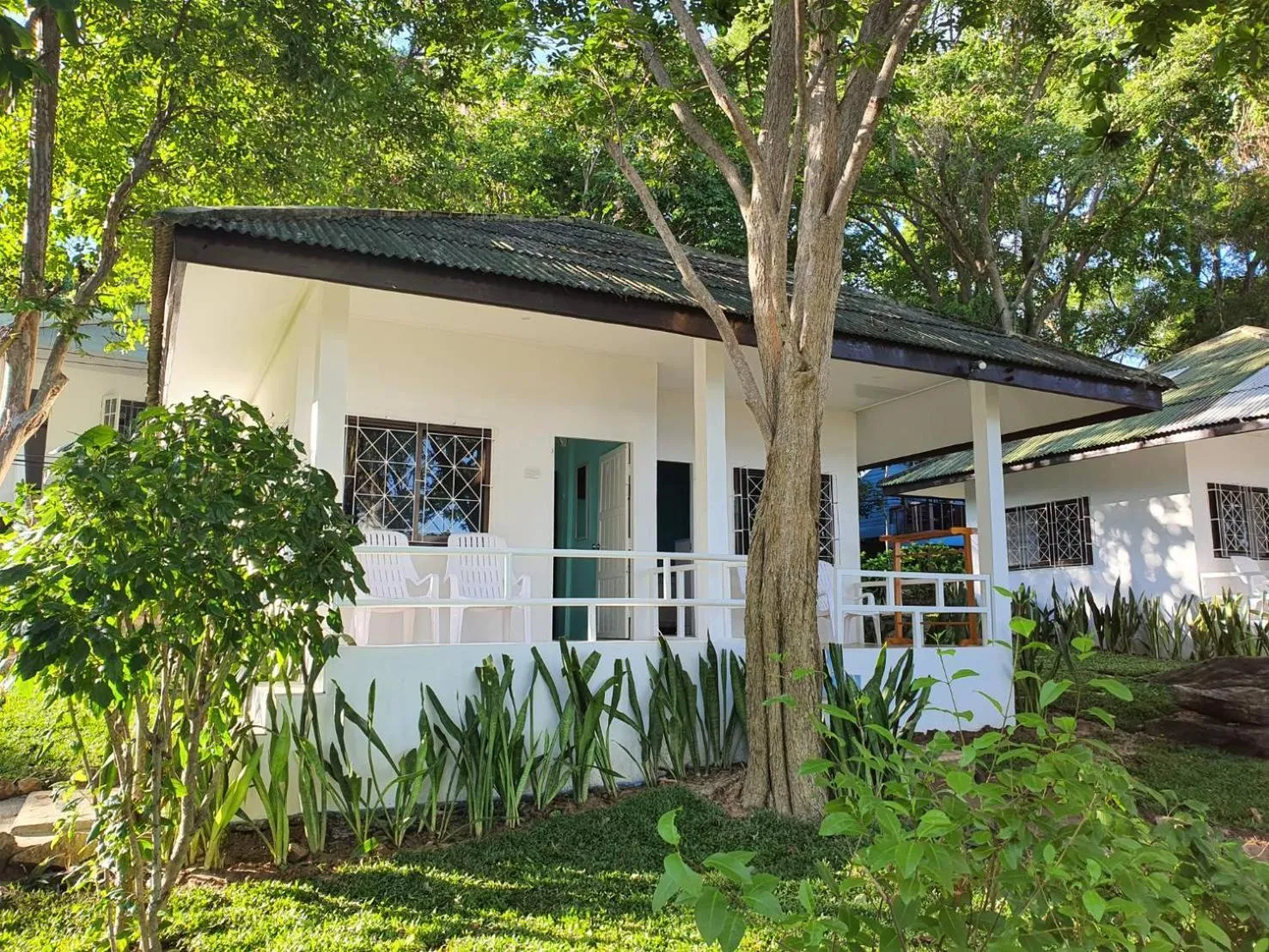 Blue Bay Bungalow