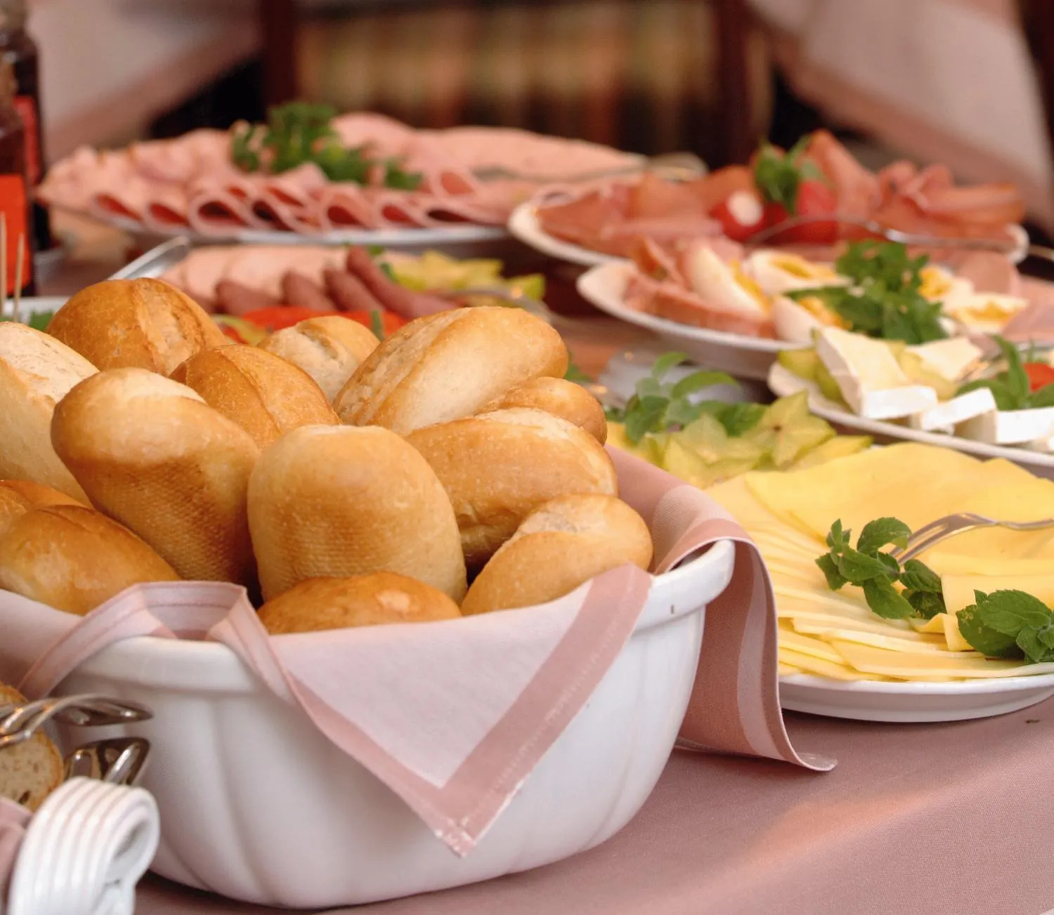 Food and drinks in Apart Hotel Gera