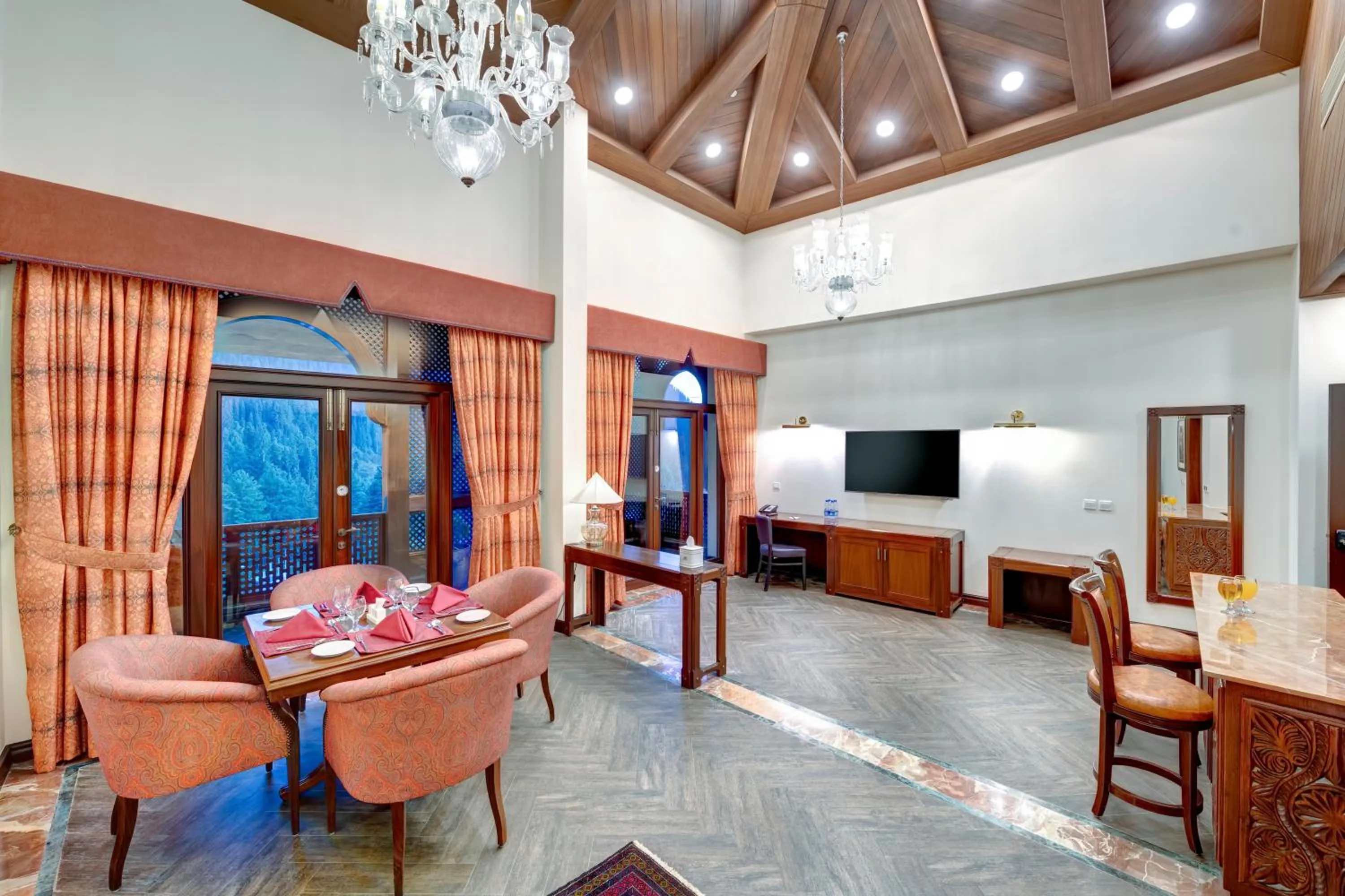 Living room in Pearl Continental Hotel Malam Jabba