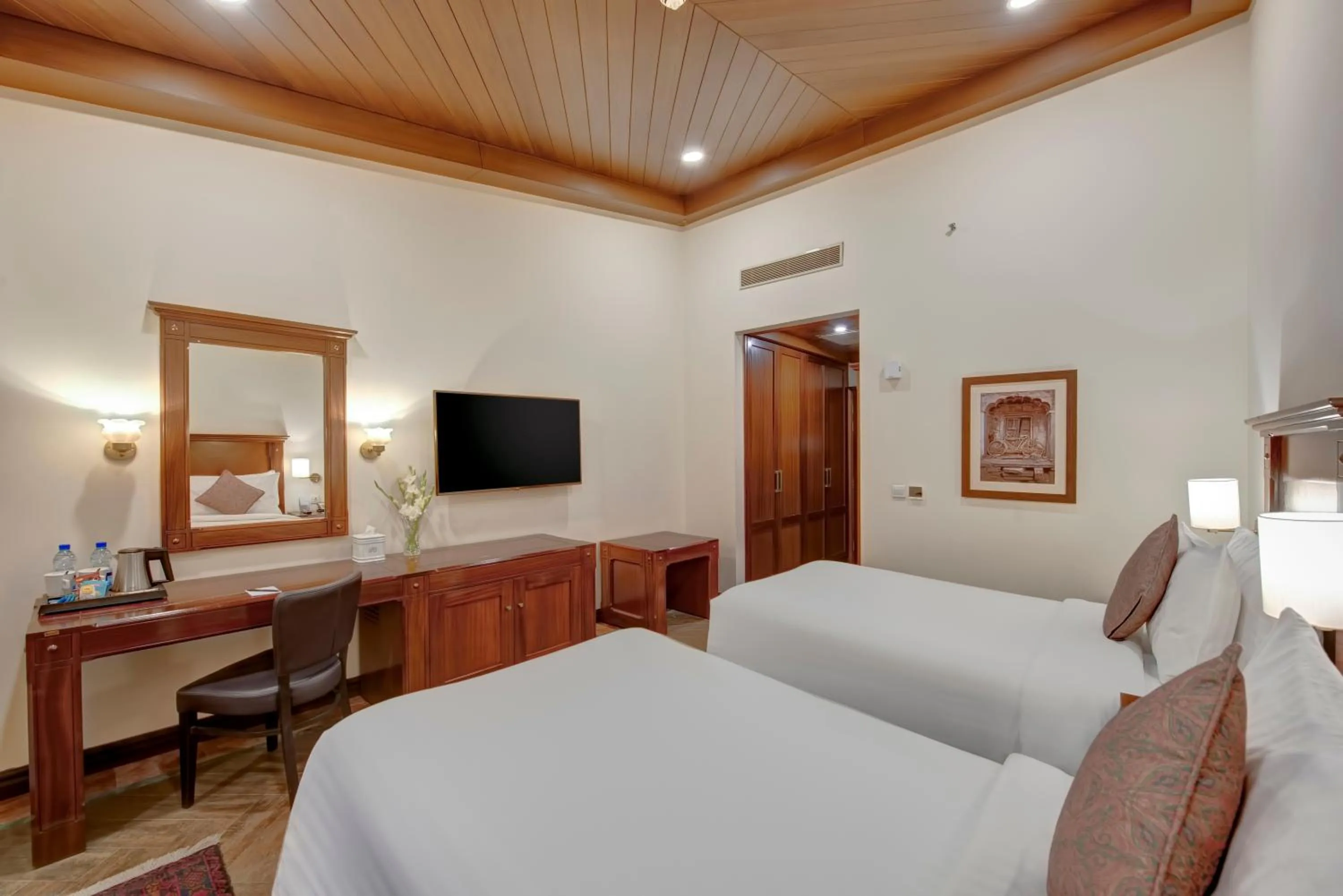 Bedroom, Bed in Pearl Continental Hotel Malam Jabba