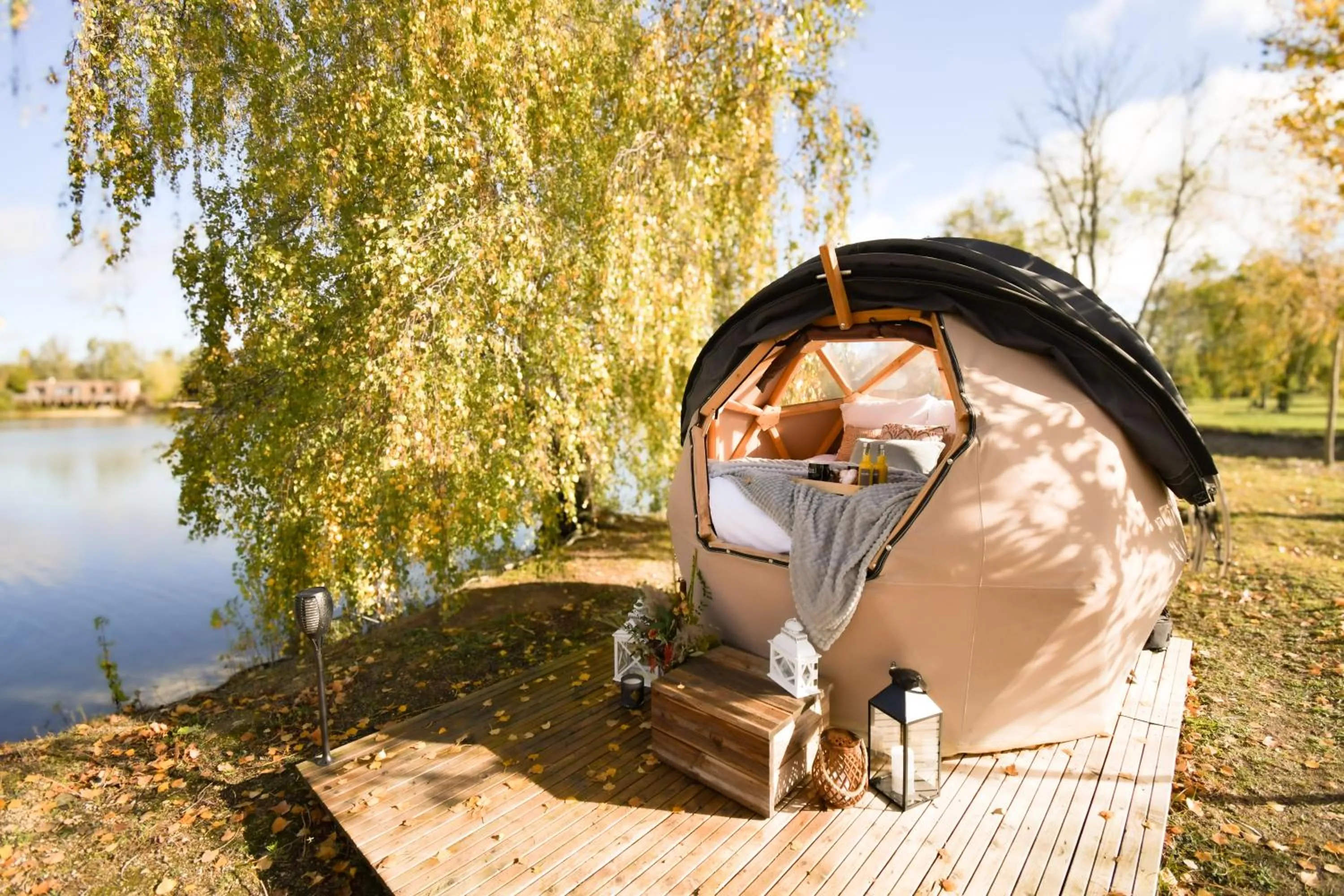 Bedroom in Les Etangs de la Bassée